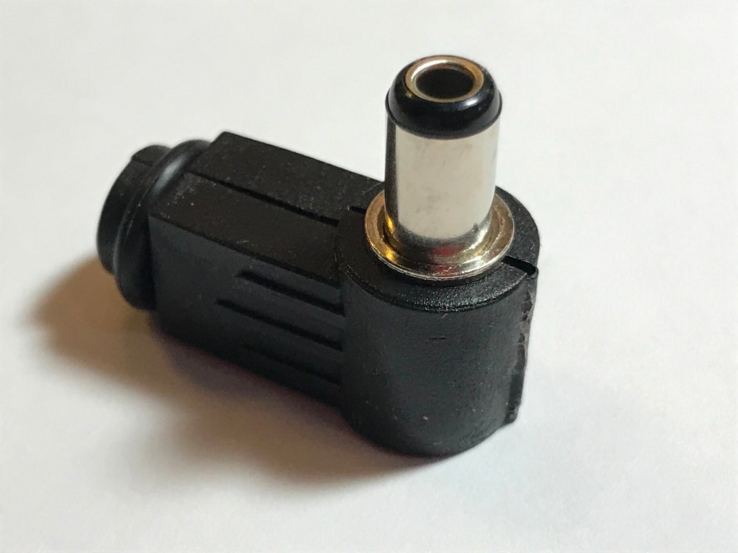5 x 5.5mm x 2.5mm 90 Degree Right Angle Connector DC Power Plug Solder Point