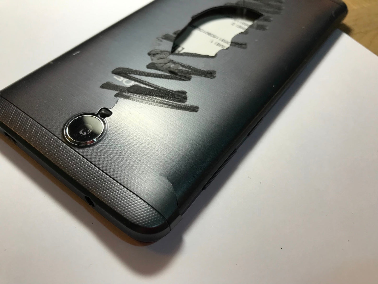 NAKED Ex Display ARCHOS 60 Platinum AC60PL Smartphone with Damaged Back