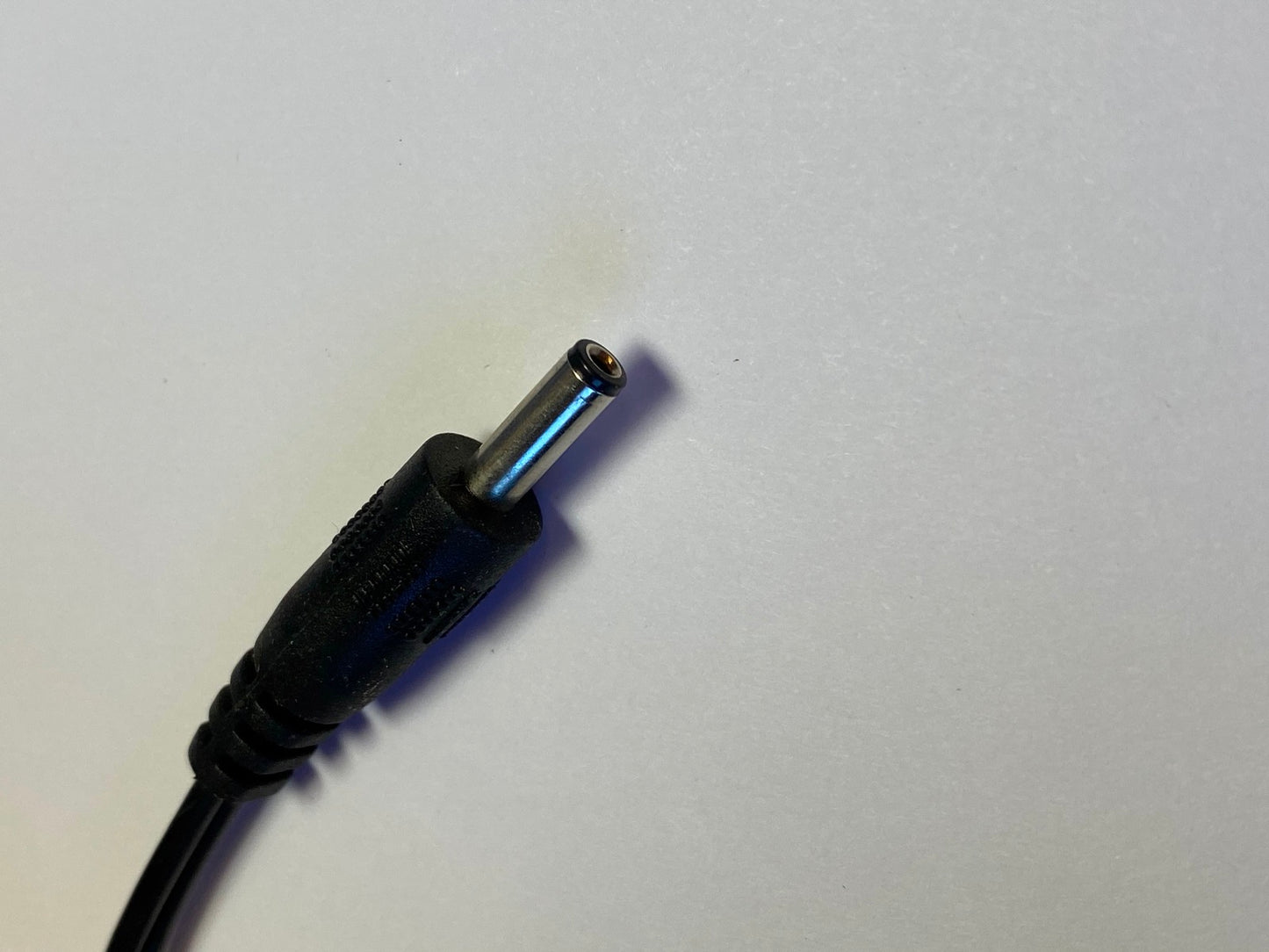 5.0V 3.0A Mass Power AC Adapter model SFF0500300U1BA 3.5mm x 1.3mm Power Supply