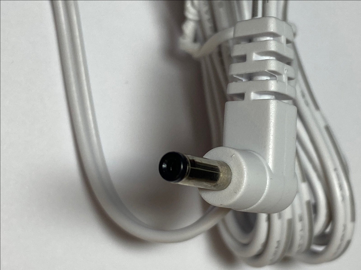 7.5V 1A Mains AC-DC Switching Adaptor Power Supply 3.5mmx1.3mm Negative Polarity