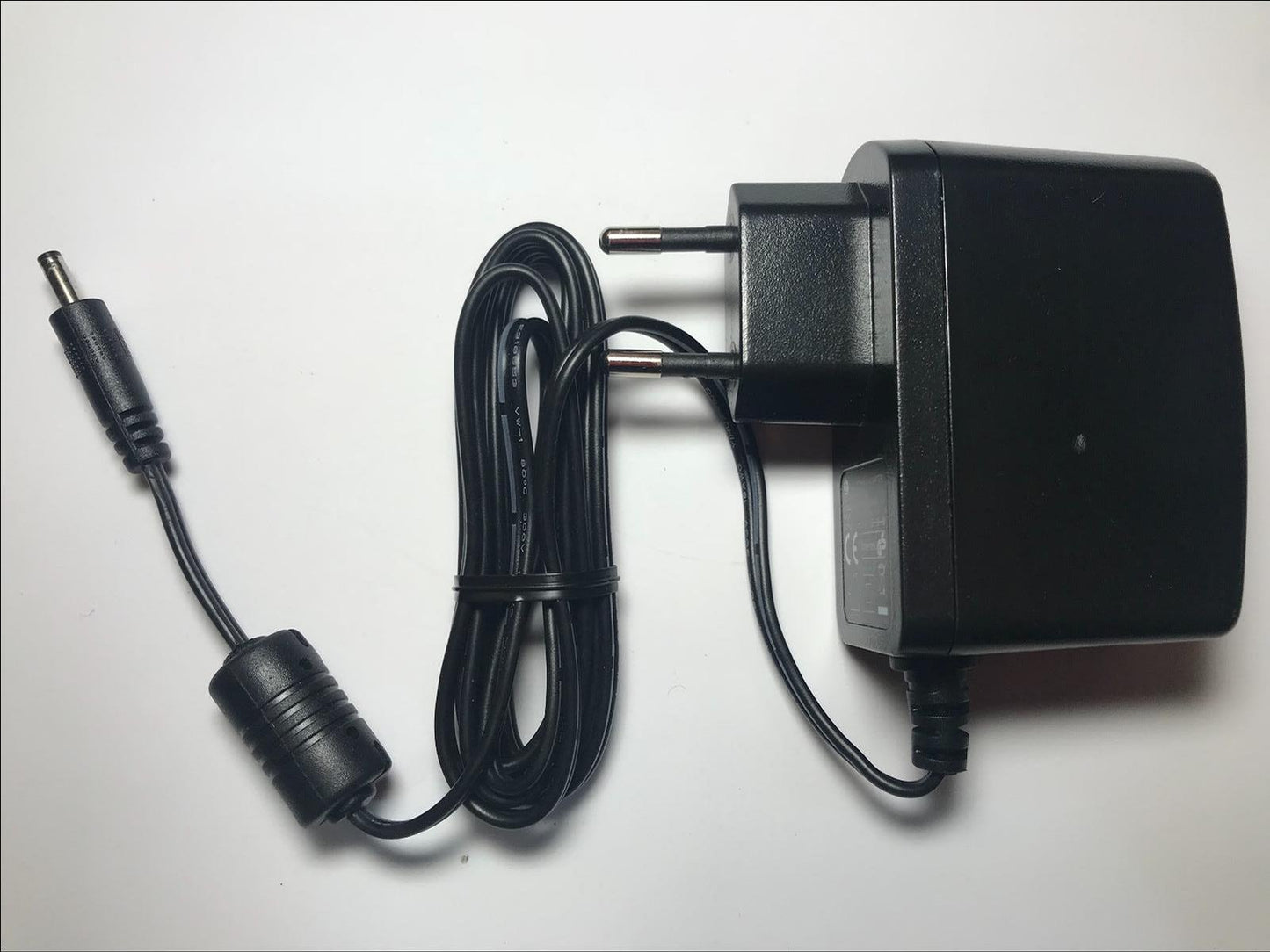 5V 2.4A Mains AC-DC Switching Adaptor Power Supply Charger 3.5mm x 1.3mm EU PLUG