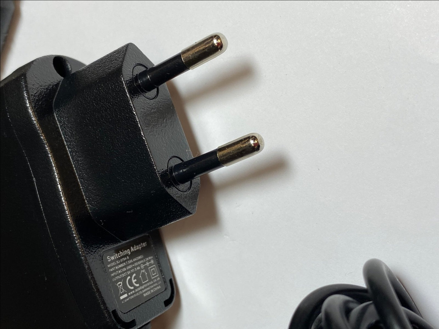 EU 2 Pin 7.5V AC-DC Adaptor Power Supply for ZOOM 9002 ADVANCED GUITAR EFFECTS