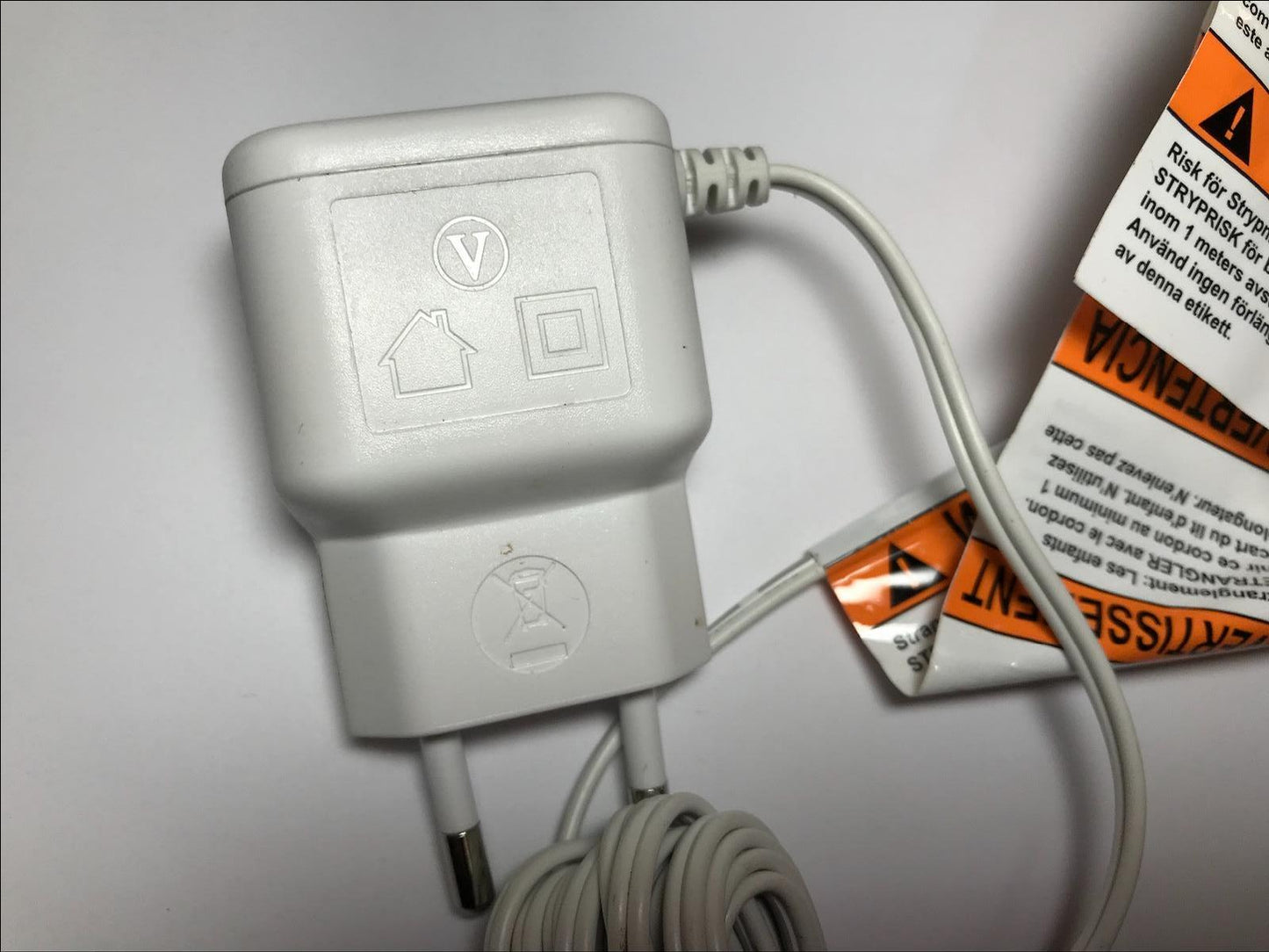 EU 2 Pin Genuine WHITE S003GV0500060 5.0V 600mA 5V 0.6A Switching Power Supply