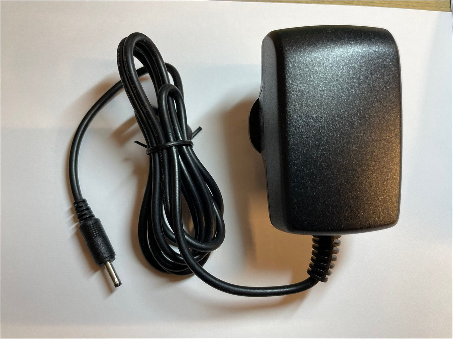 9V 2A Mains AC-DC Switching Adaptor Power Supply Charger 3mm x 1.1mm 3.0mm 1.1mm