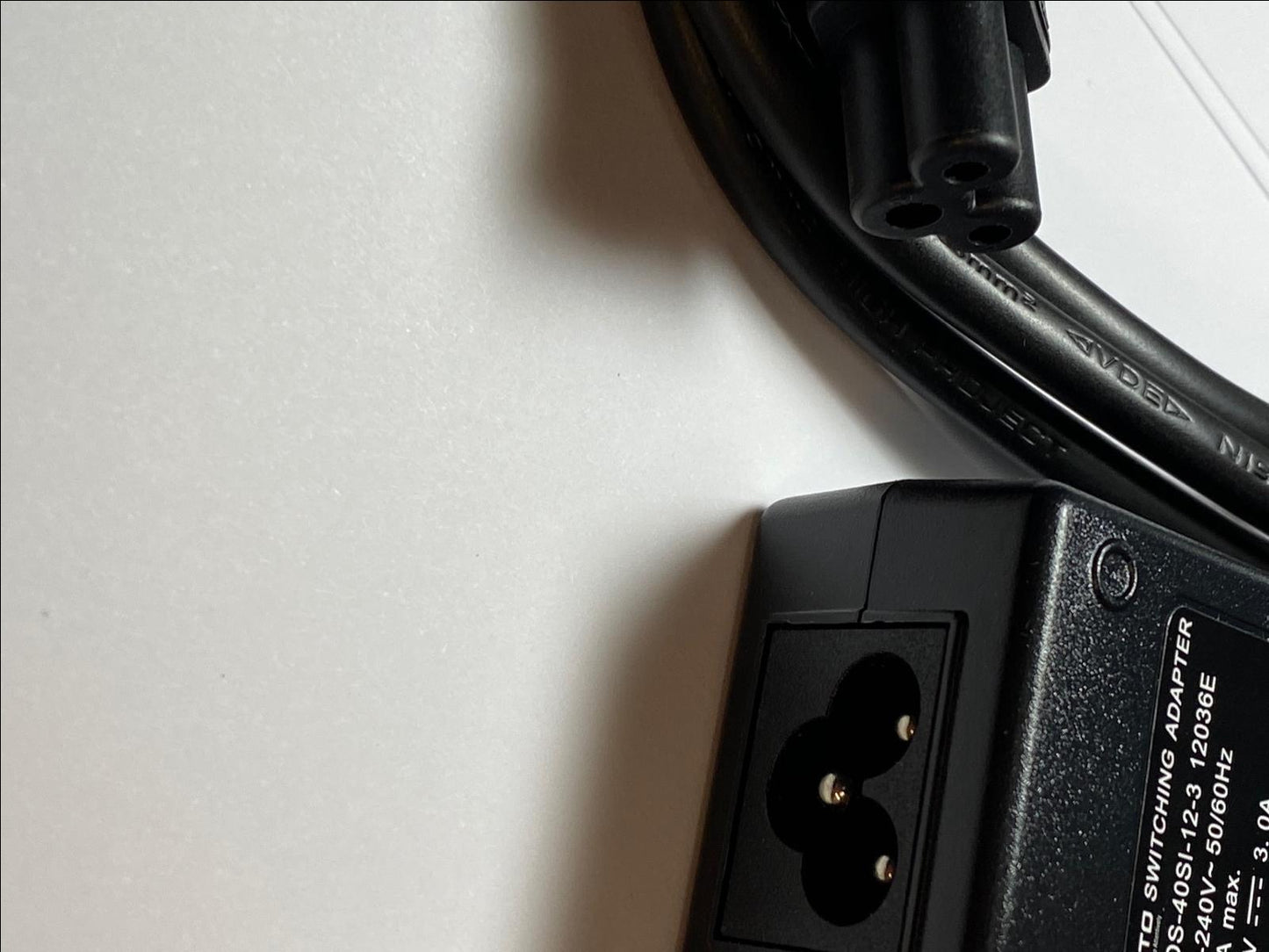 Replacement 12V 3A AC-DC Adaptor Charger for Fusion 5 S14 Windows 14.1" Laptop