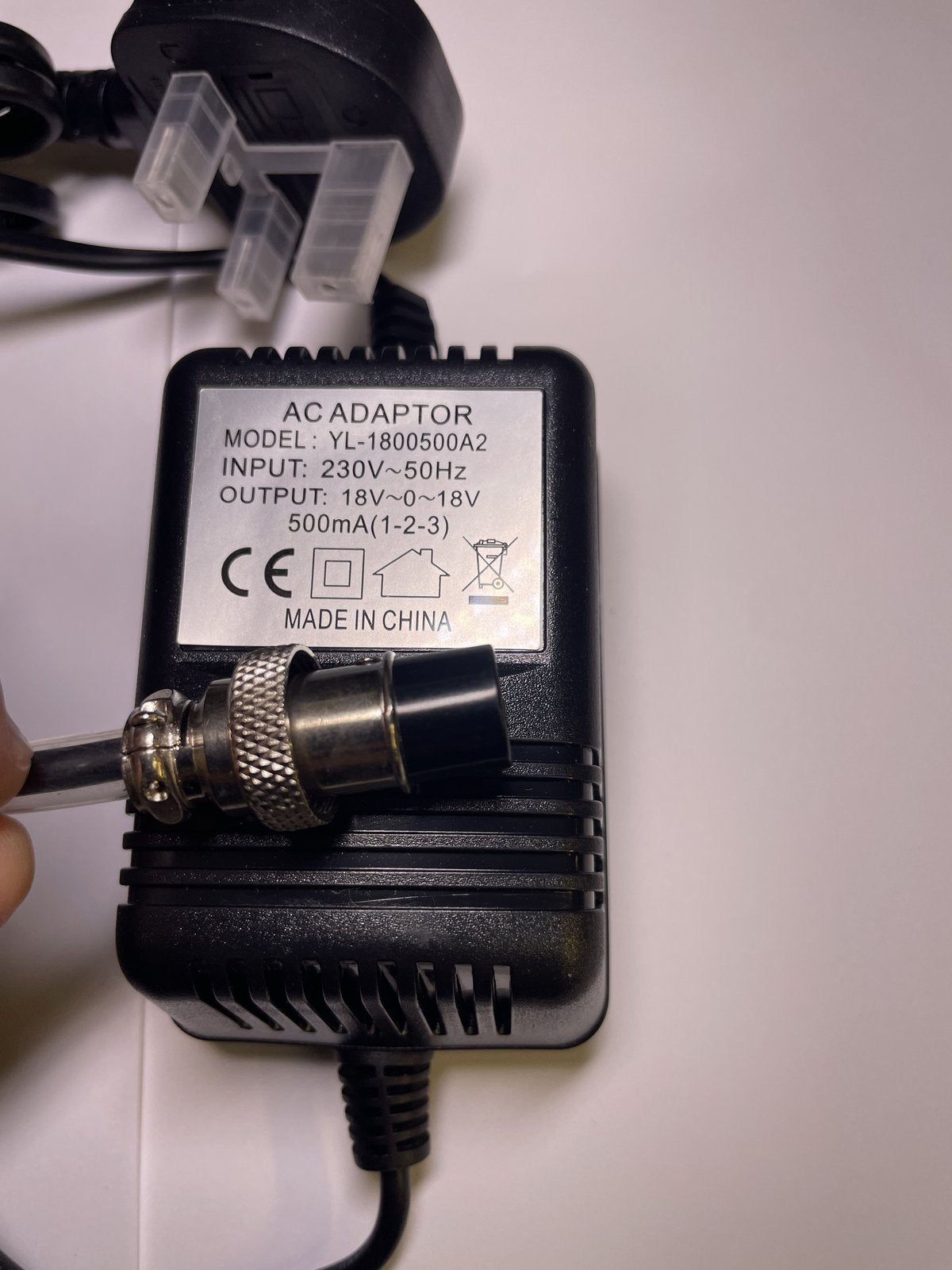 Replacement UK 18V AC Power Adaptor for Model LWV 16PS