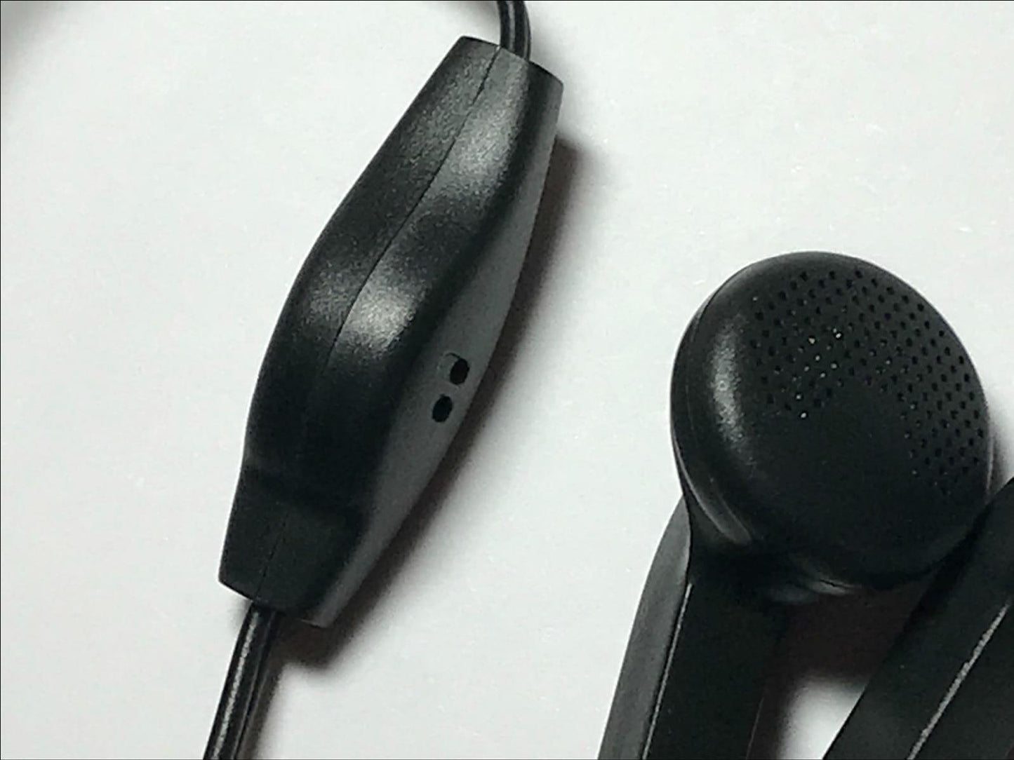 Plug In Headphone Port Headset Earphones with Microphone Mic for Work From Home