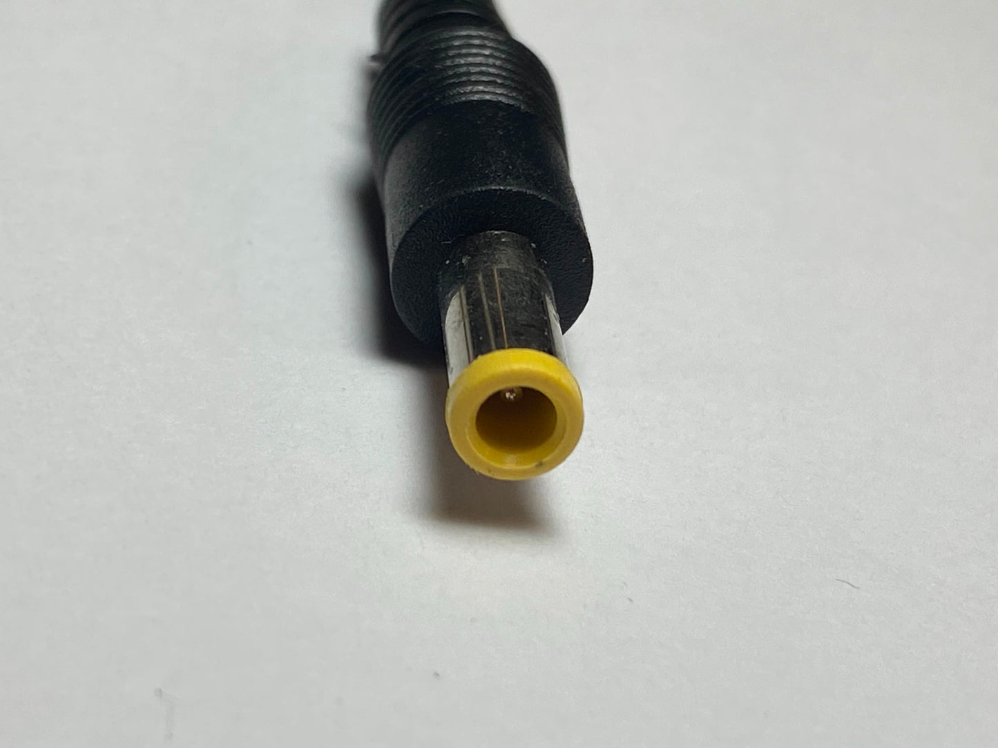 12V 2.5A AC-DC Switching Adaptor Power Supply for Virgin Media V6 Tivo Box