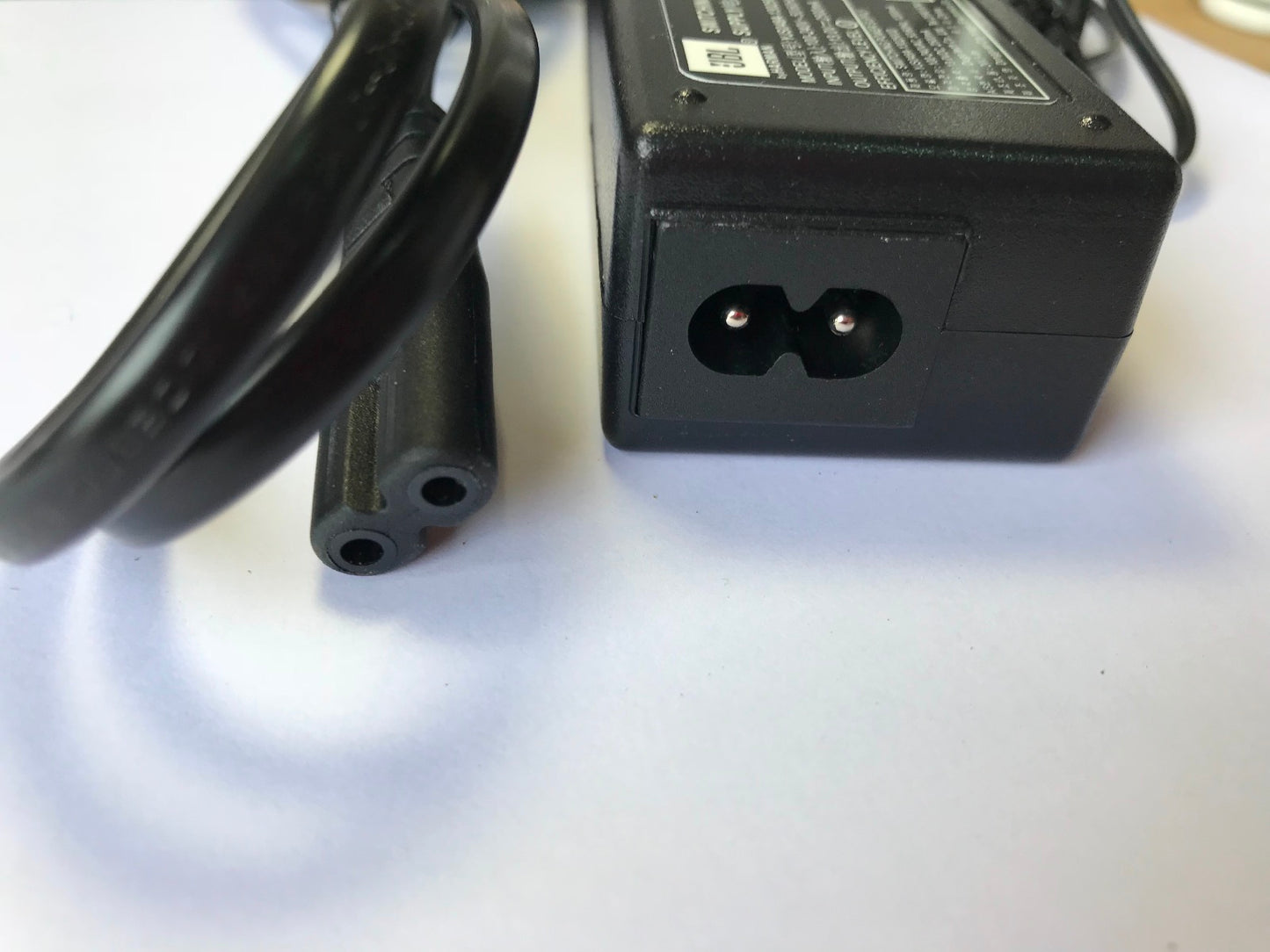 13V 13.0V 2.5A 2500mA Mains AC-DC Adaptor Power Supply 5.5mm 1.8M Long
