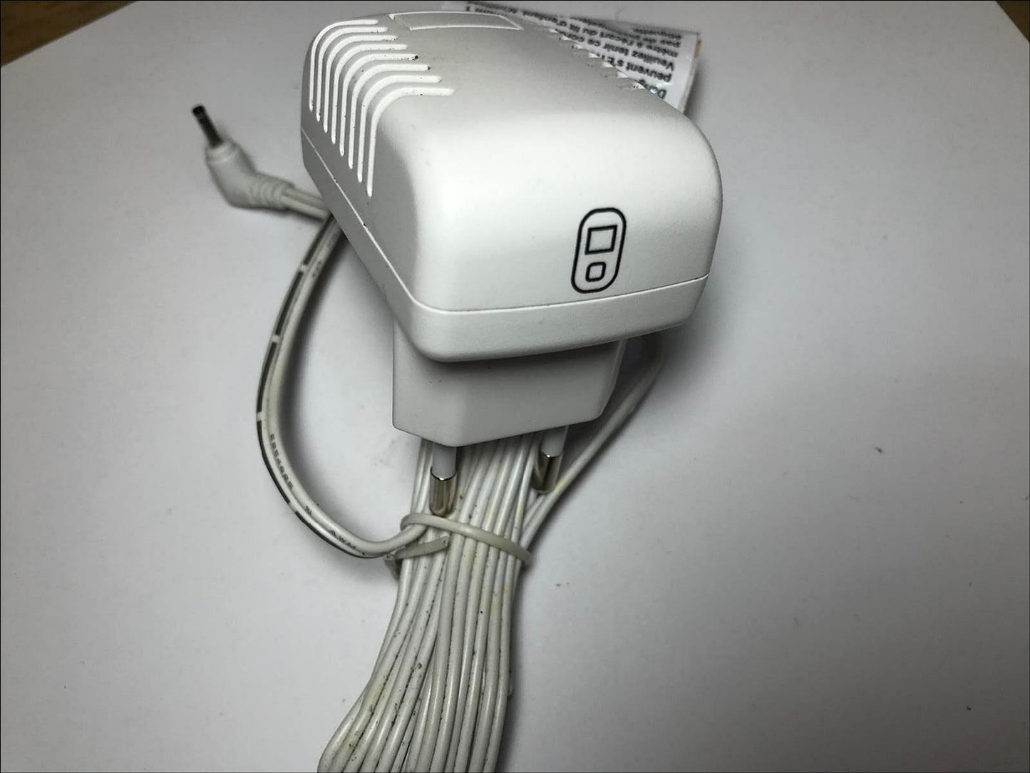 EU WHITE 6V 0.5A 500mA AC-DC Adaptor Power Supply Charger 2.5mm x 0.8mm