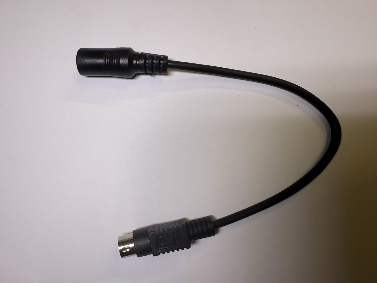 5.5mm x 2.1mm DC Socket Wire Lead to Mini-DIN 3-pin male connector convertor