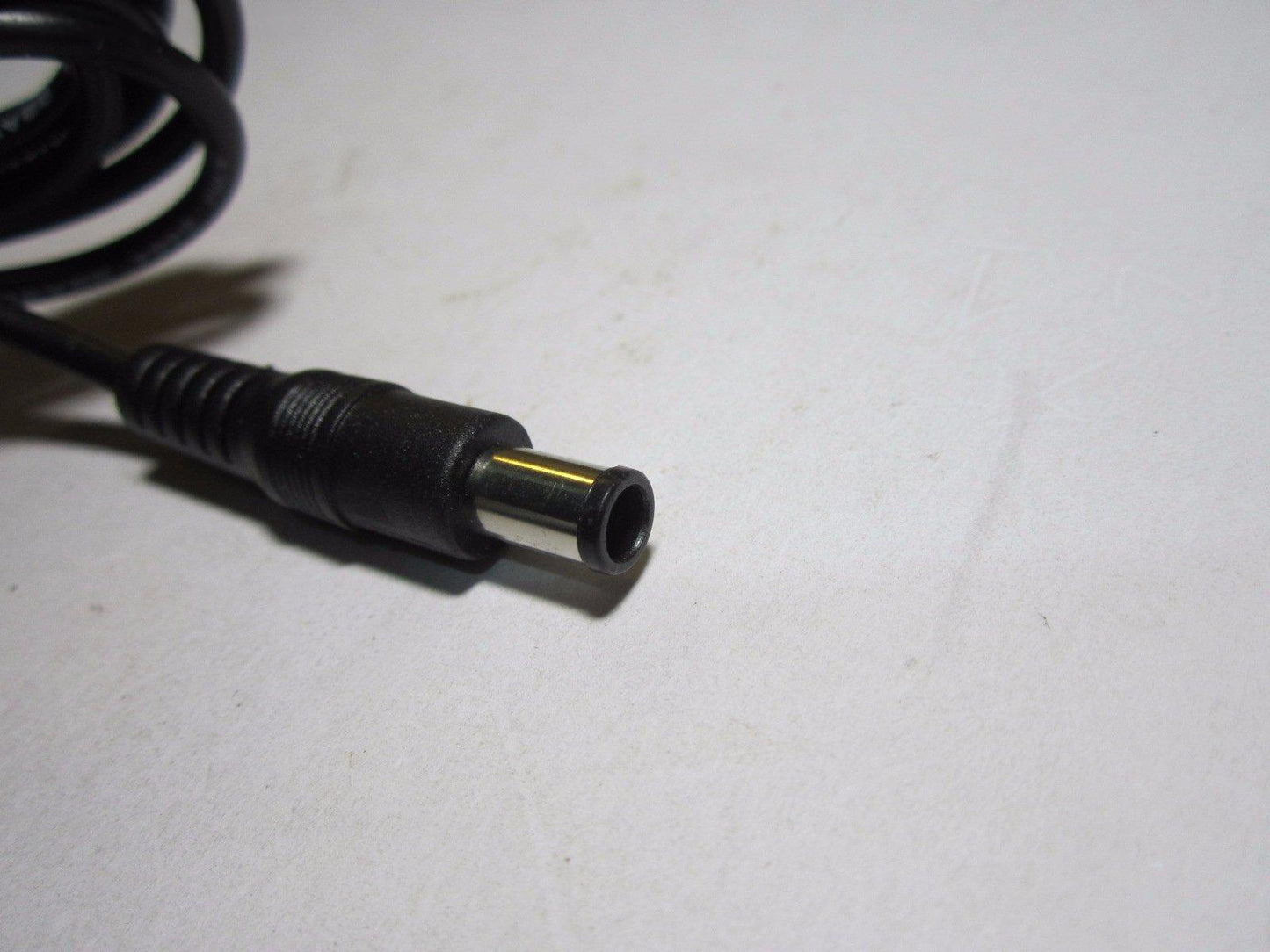 12V 2A UK Mains AC-DC Adaptor Power Supply for LG E1940S LCD Monitor