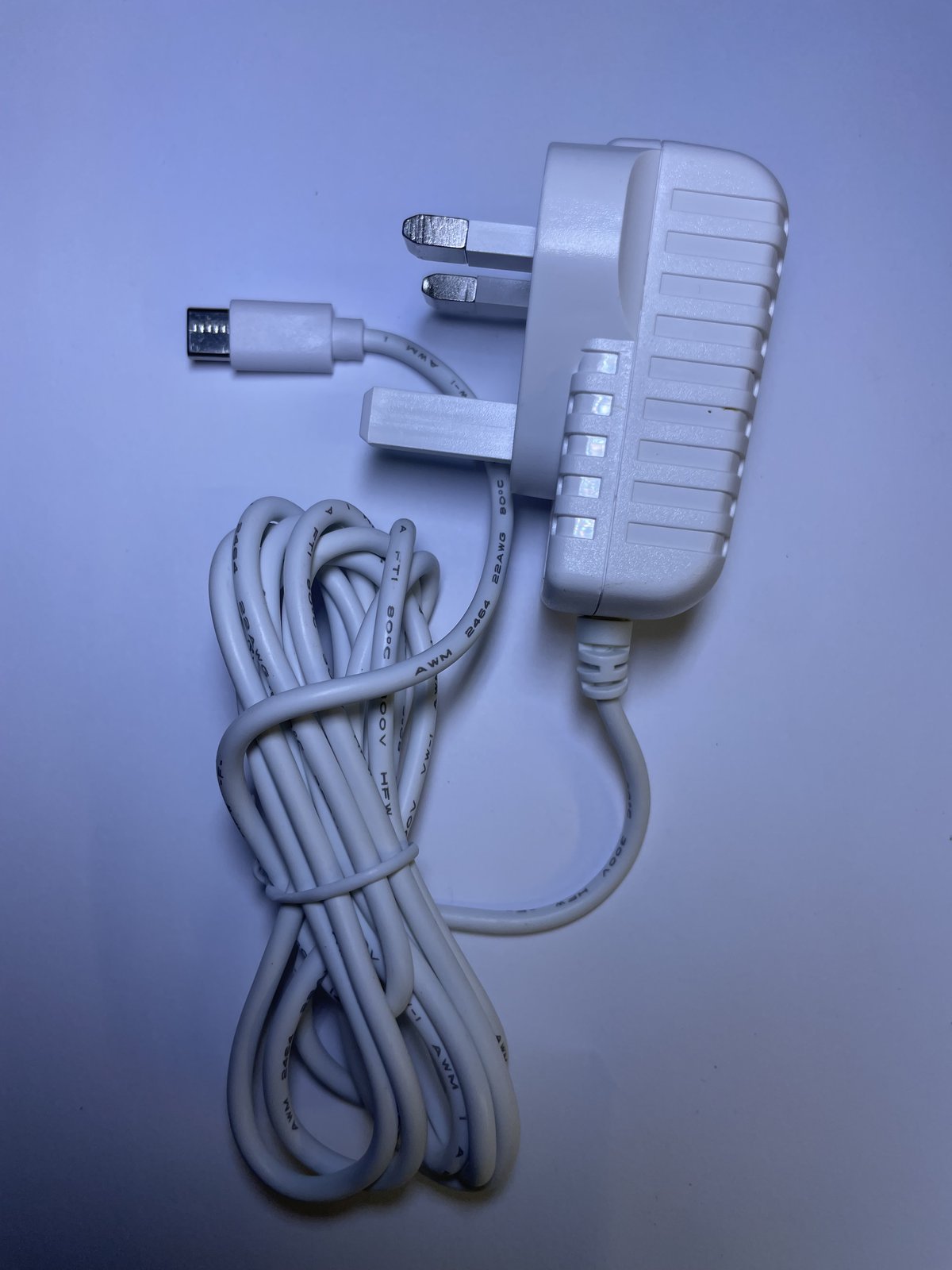 White 5V 1A Mains AC-DC Switching Adaptor Power Supply Charger TQ-0501000B