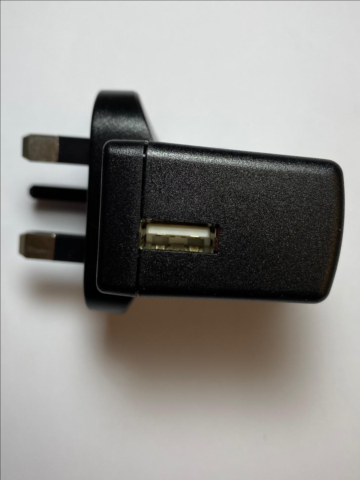 UK 5.0V 1.0A AC ADAPTOR AD-17F Black USB Socket Mains Plug Power Supply Charger