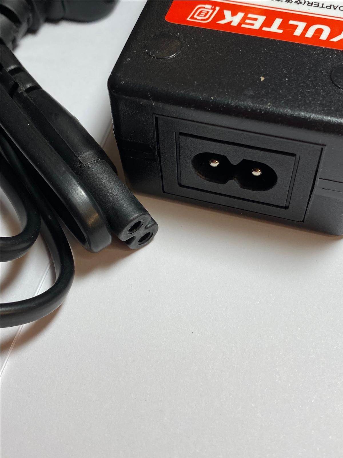 12V 5A 5000mA AC-DC Switching Adaptor Power Supply with Car Socket 12VDC CLA