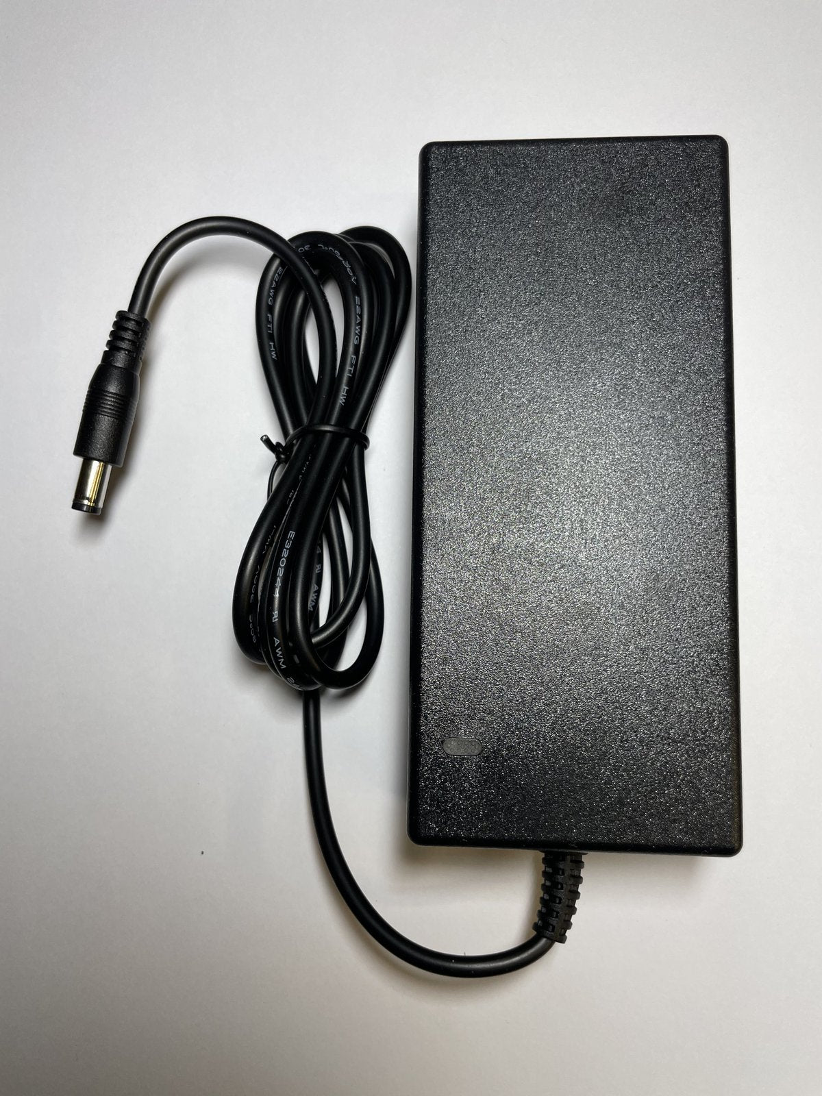 Replacement for 30V 2.0A 60W AC Adapter PS1065-300T2B200 OPI Products + UK Lead