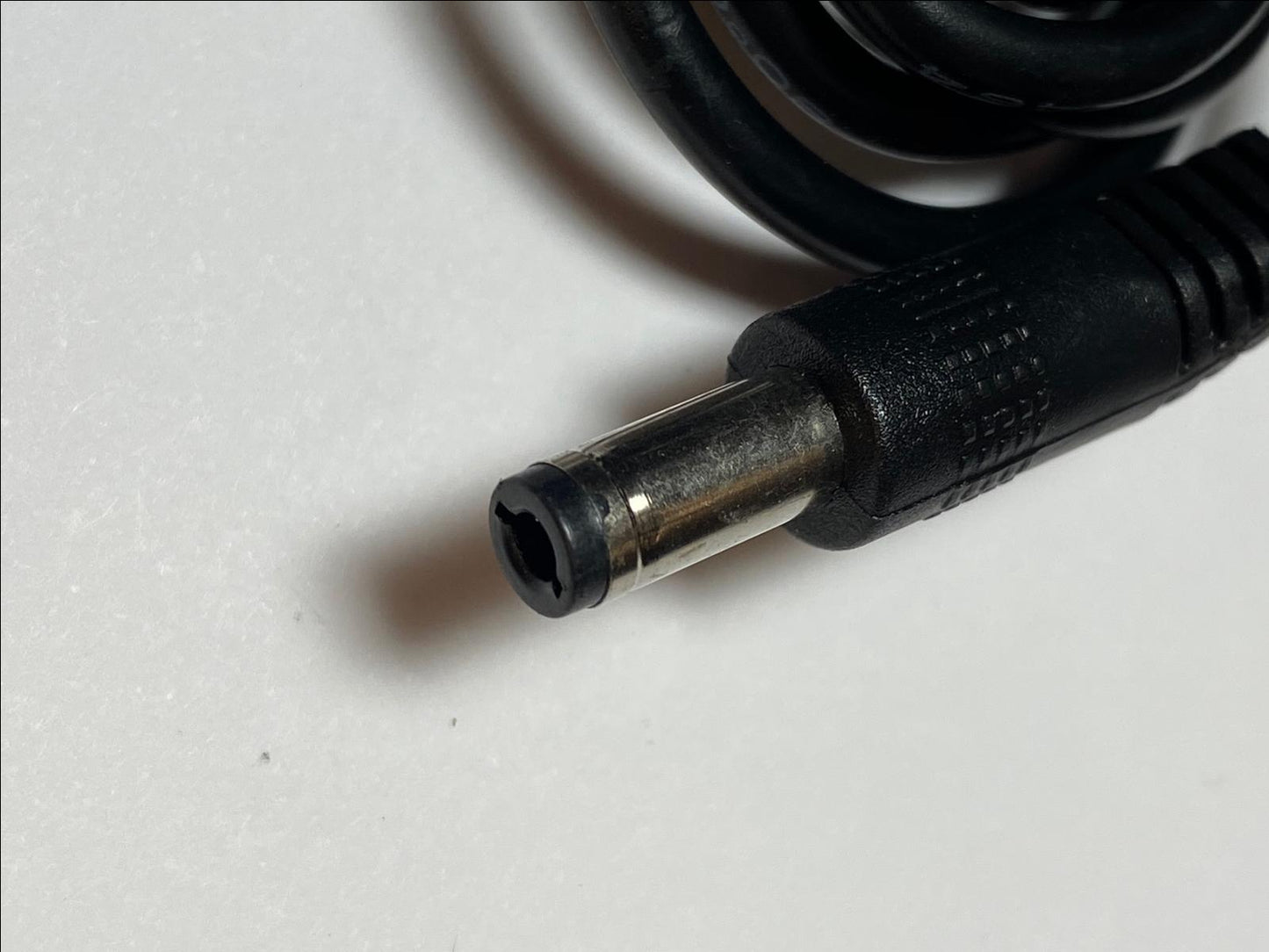 9V Negative Polarity Switching Adapter for Guyatone MOm5 Effects Pedal