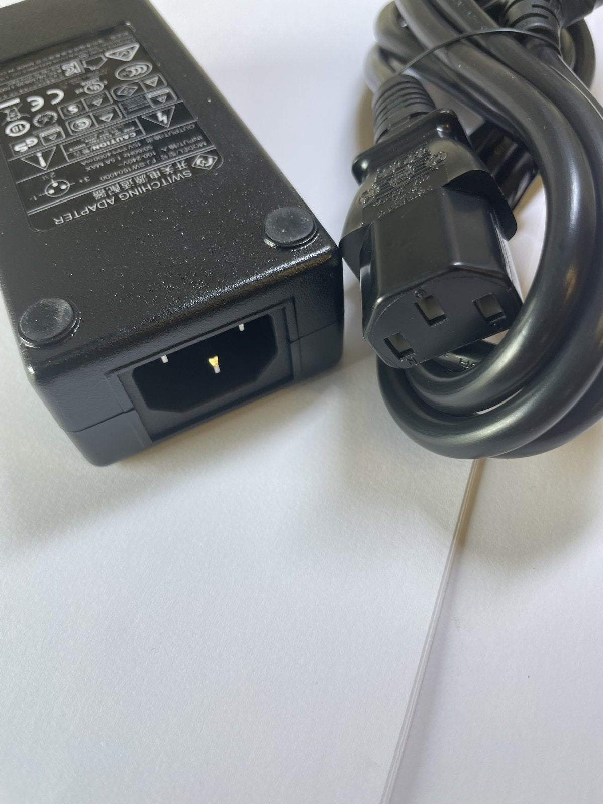 UK Replacement for 16V 4000mA Switching Adapter FJ-SW20171604000