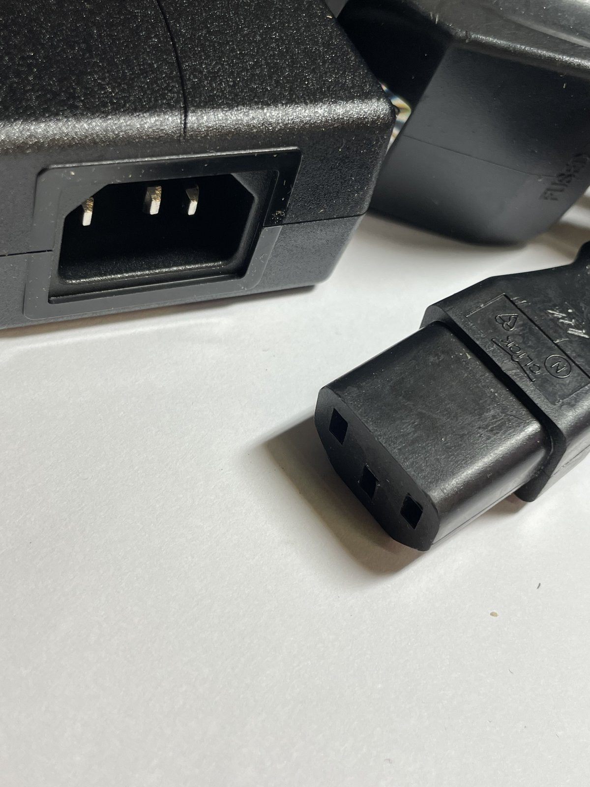 Replacement ACbel AC Adapter Model AD8046 12V 3.33A