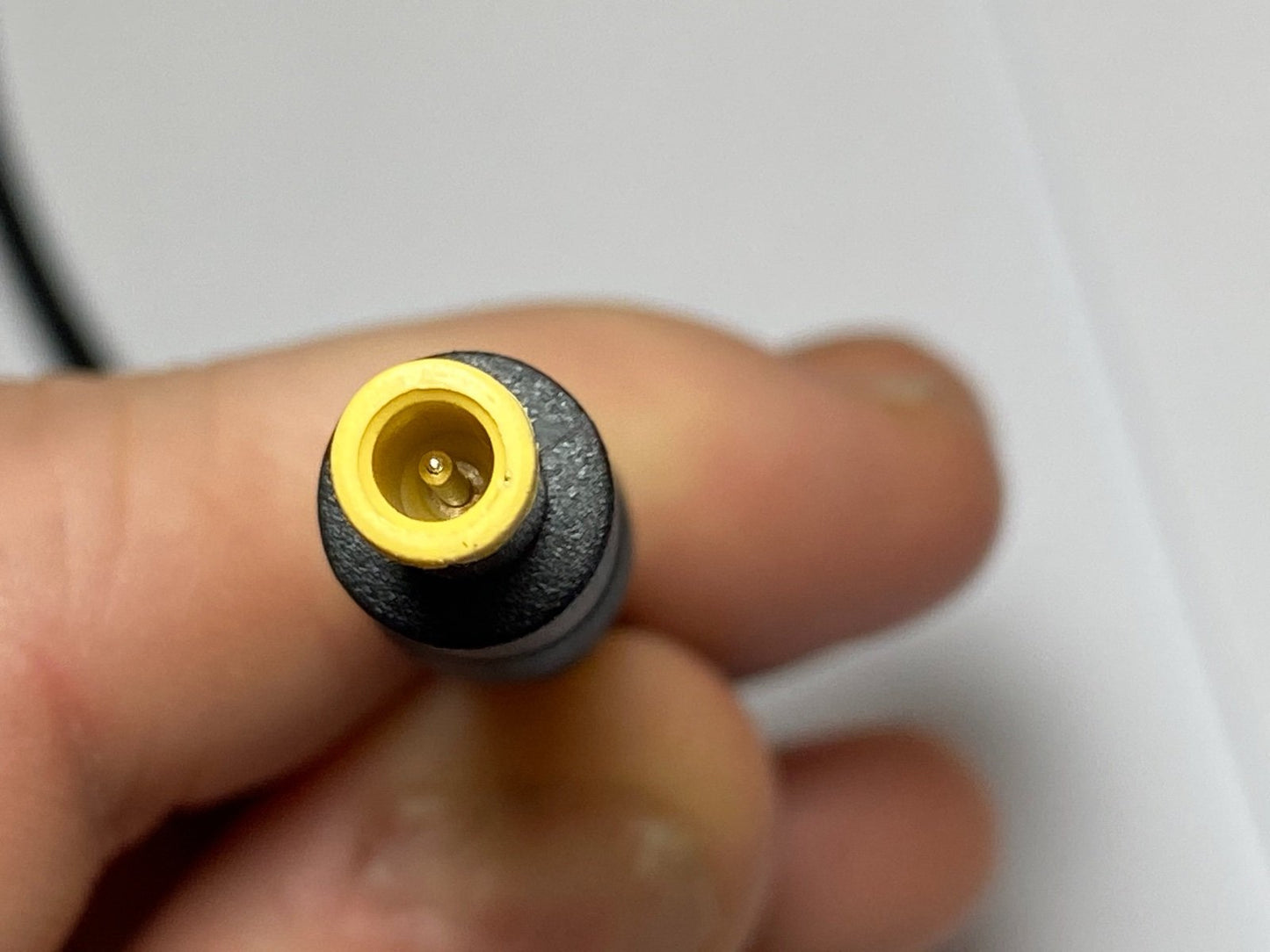 12V 2.5A AC-DC Adaptor Desktop Power Supply for Sony EVI-HD7V Video Camera