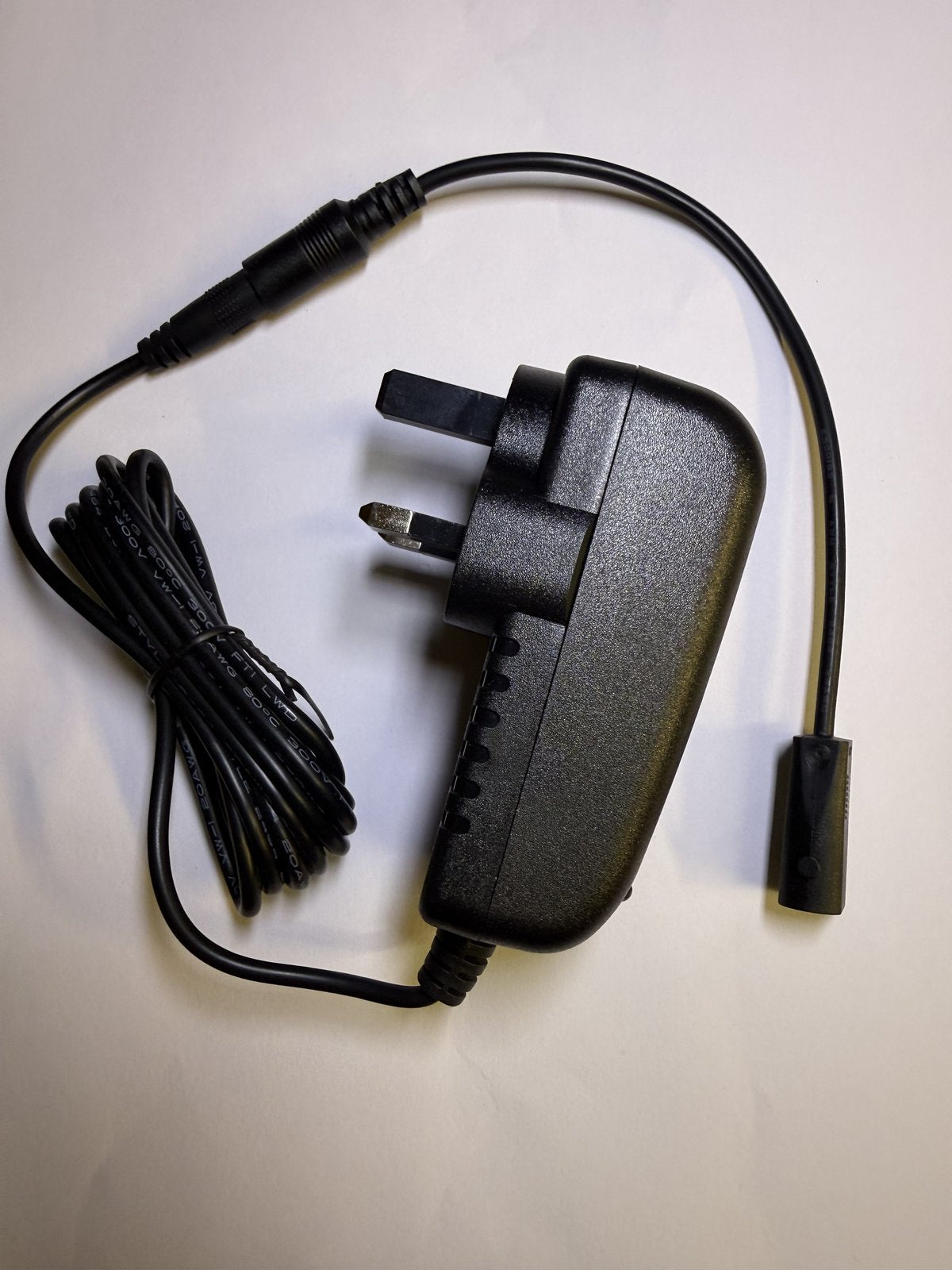 Replacement Power Adaptor for 10V 500mA LED Driver Model JG-LED1-5EPPO-10050
