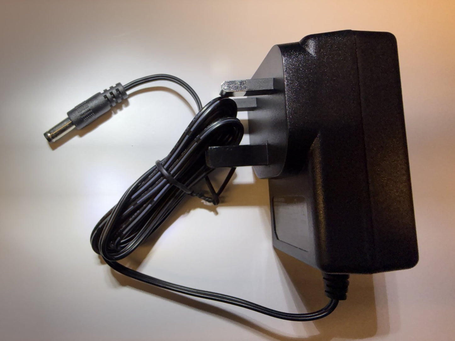 Replacement AC-DC Adaptor Charger for Morphy Richards Supervac Sleek 731005 Vac