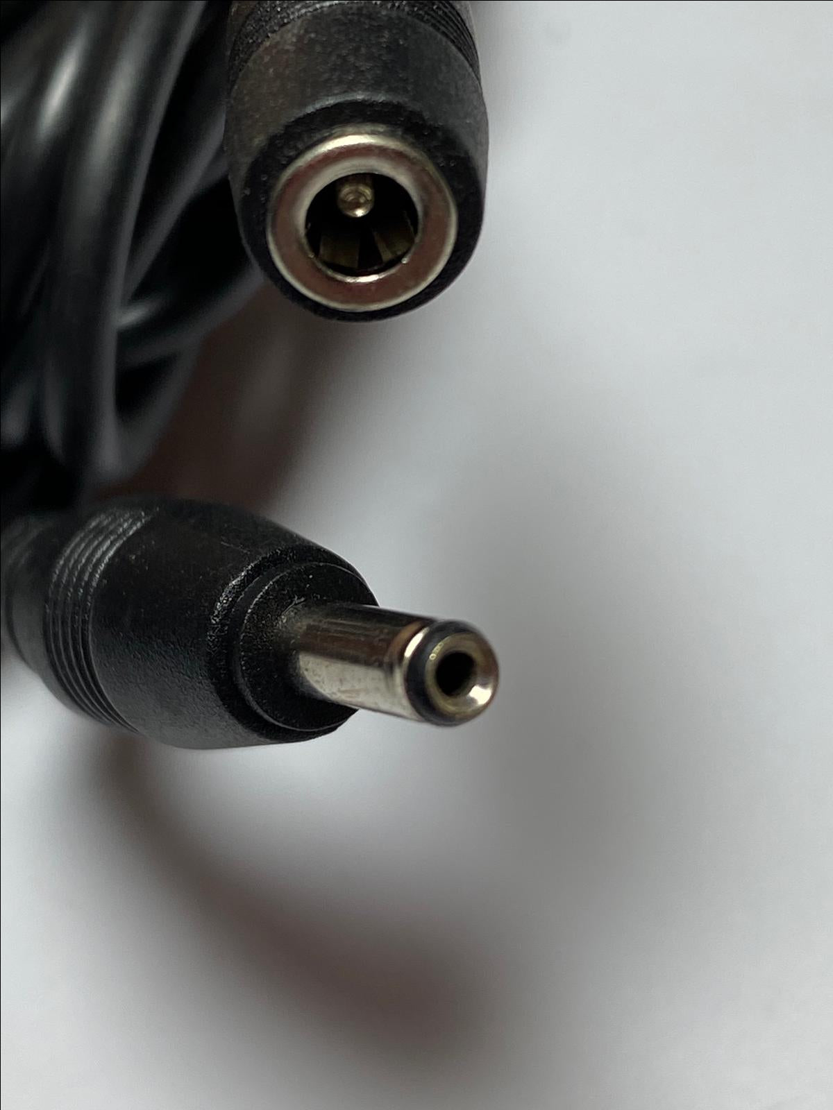 3.5mm x 1.3mm Female DC Socket to 3.5mm x 1.3mm Male DC Connector Extension 5M