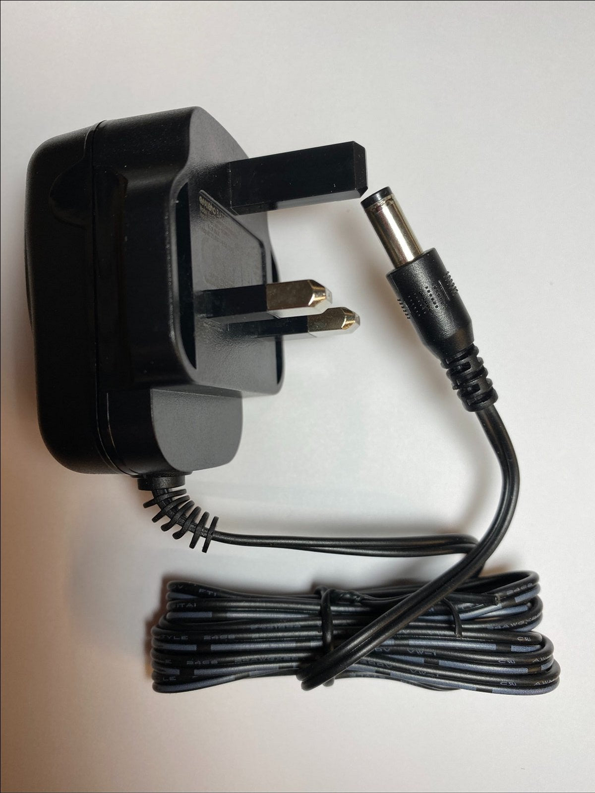 Replacement AC-DC Switching Adapter Charger for 15V DC 200mA Stick Vacuum