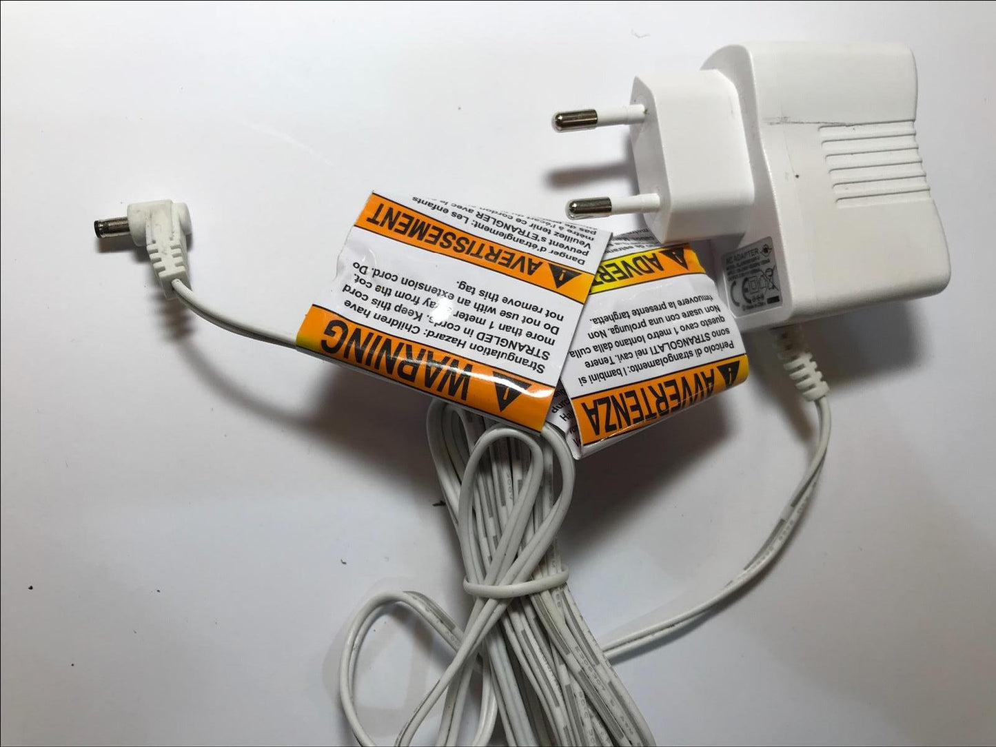 EU White 5.9V 1000mA 1A AC-DC Adaptor Power Supply Charger 3.5mm x 1.3mm