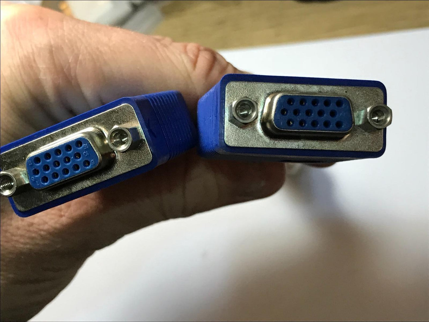 HP LFH / DMS-59 to Dual VGA Y-Splitter Cable 338285-008