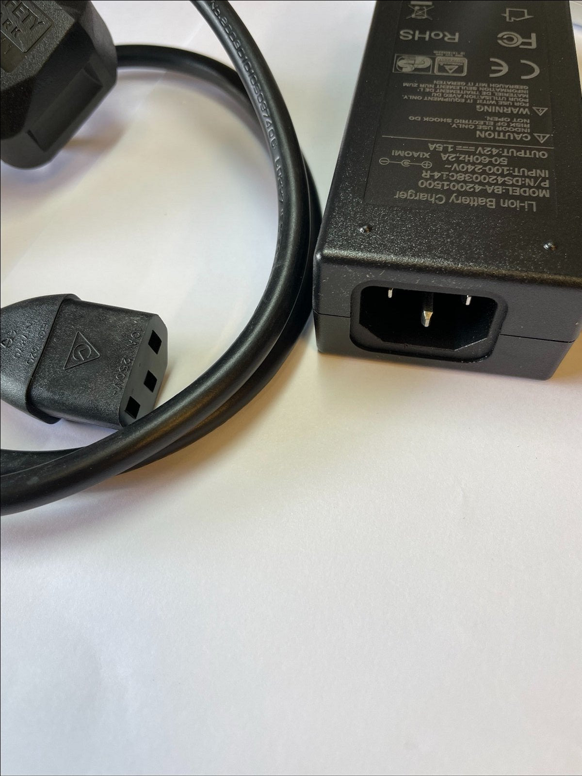 Replacement for 42V 2A Li-ion Battery Charger SSLC084V42 AC-DC Adaptor Uk Plug