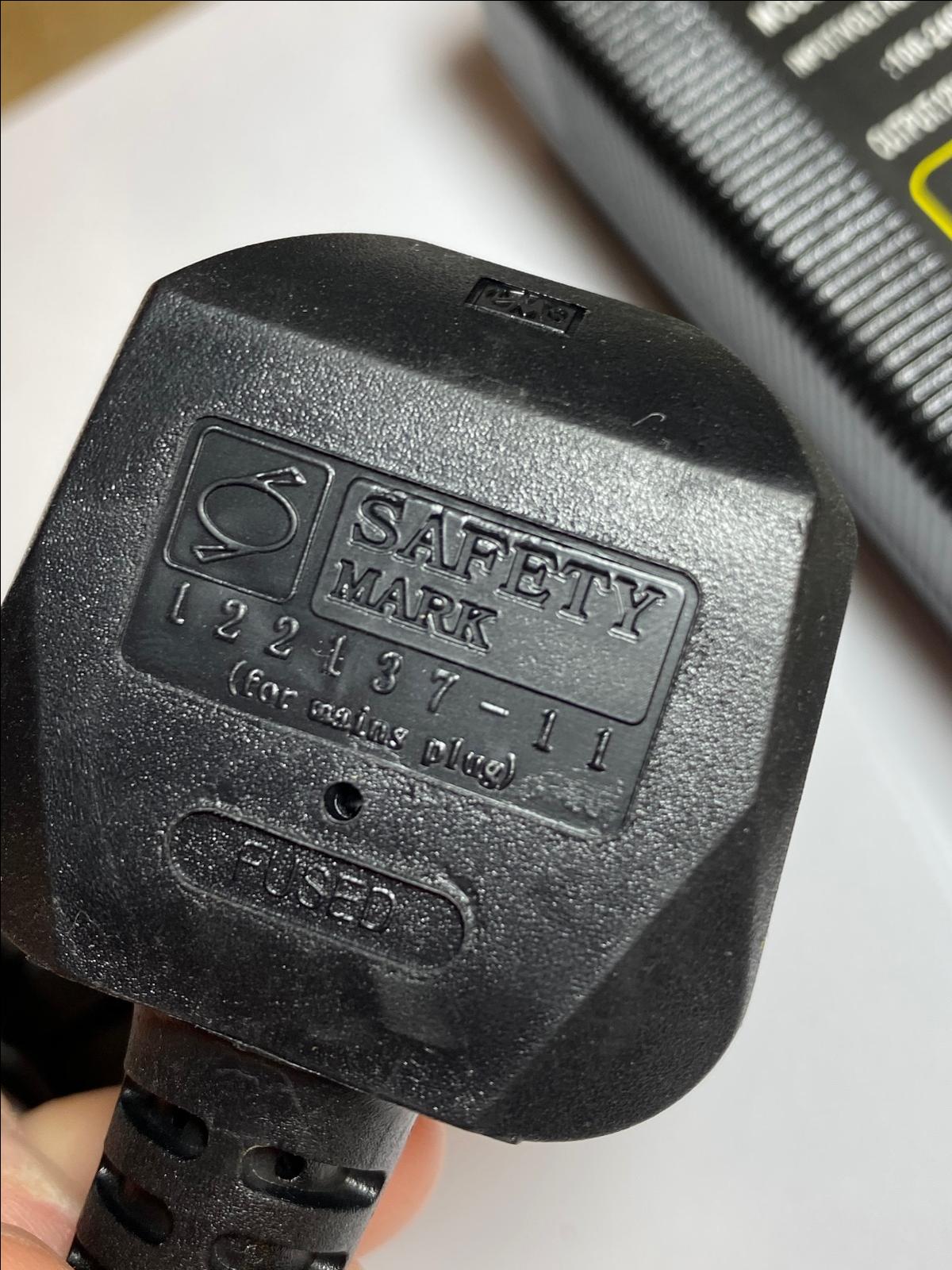 Replacement for 12V 8.33A Power Supply  for Drobo DRDS5-A