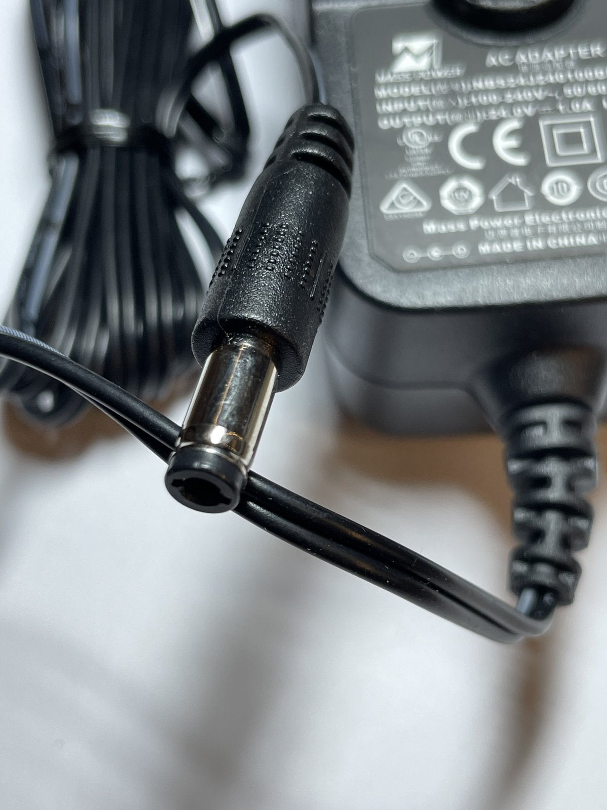 EU PLUG 24V 1A MASS POWER AC ADAPTER NBS24J240100D5 POWER SUPPLY