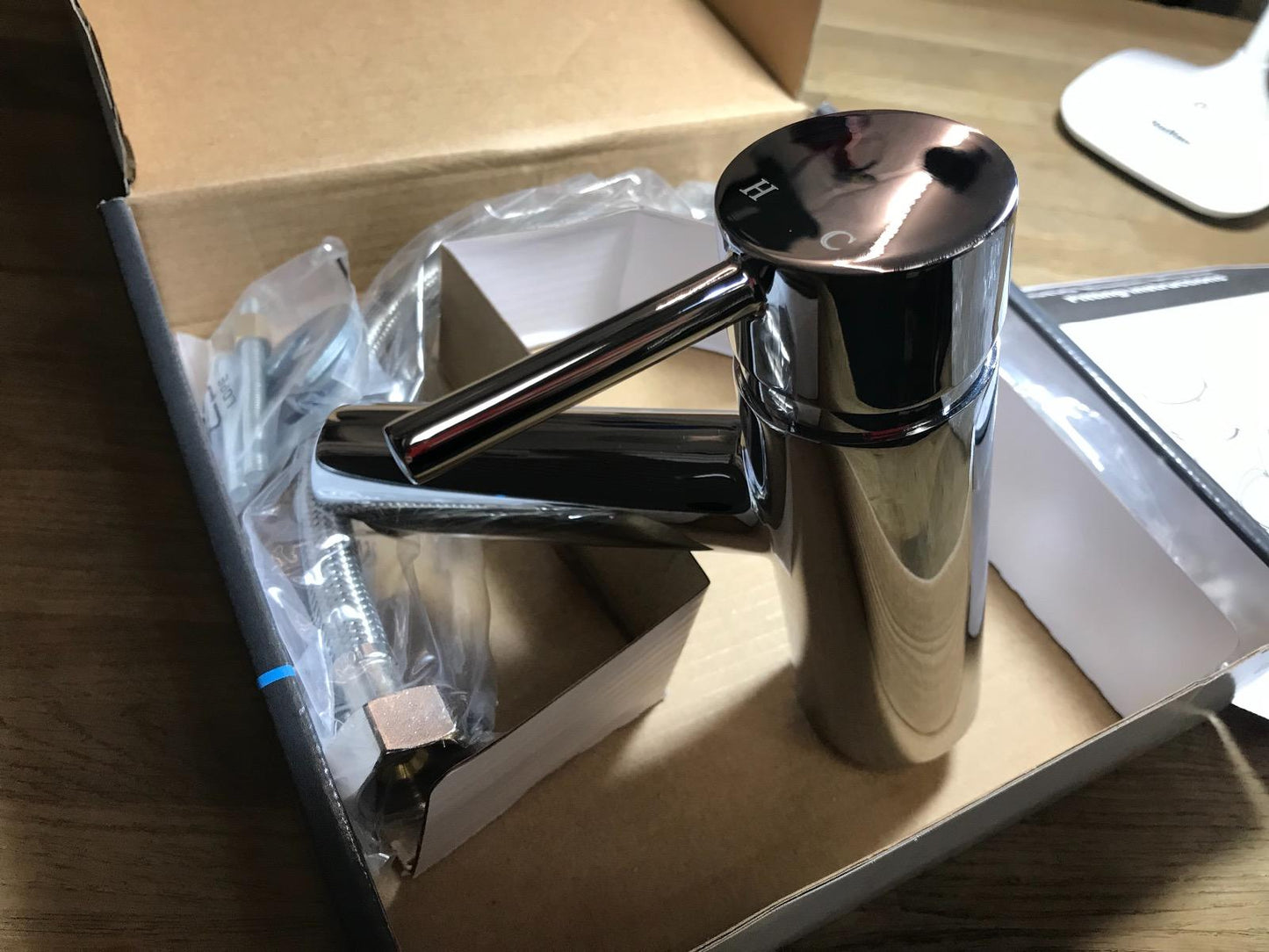 IFLO CONTEMPORARY AURA BASIN MIXER TAP 295412 CHROME FINISH MIN 0.3 BAR