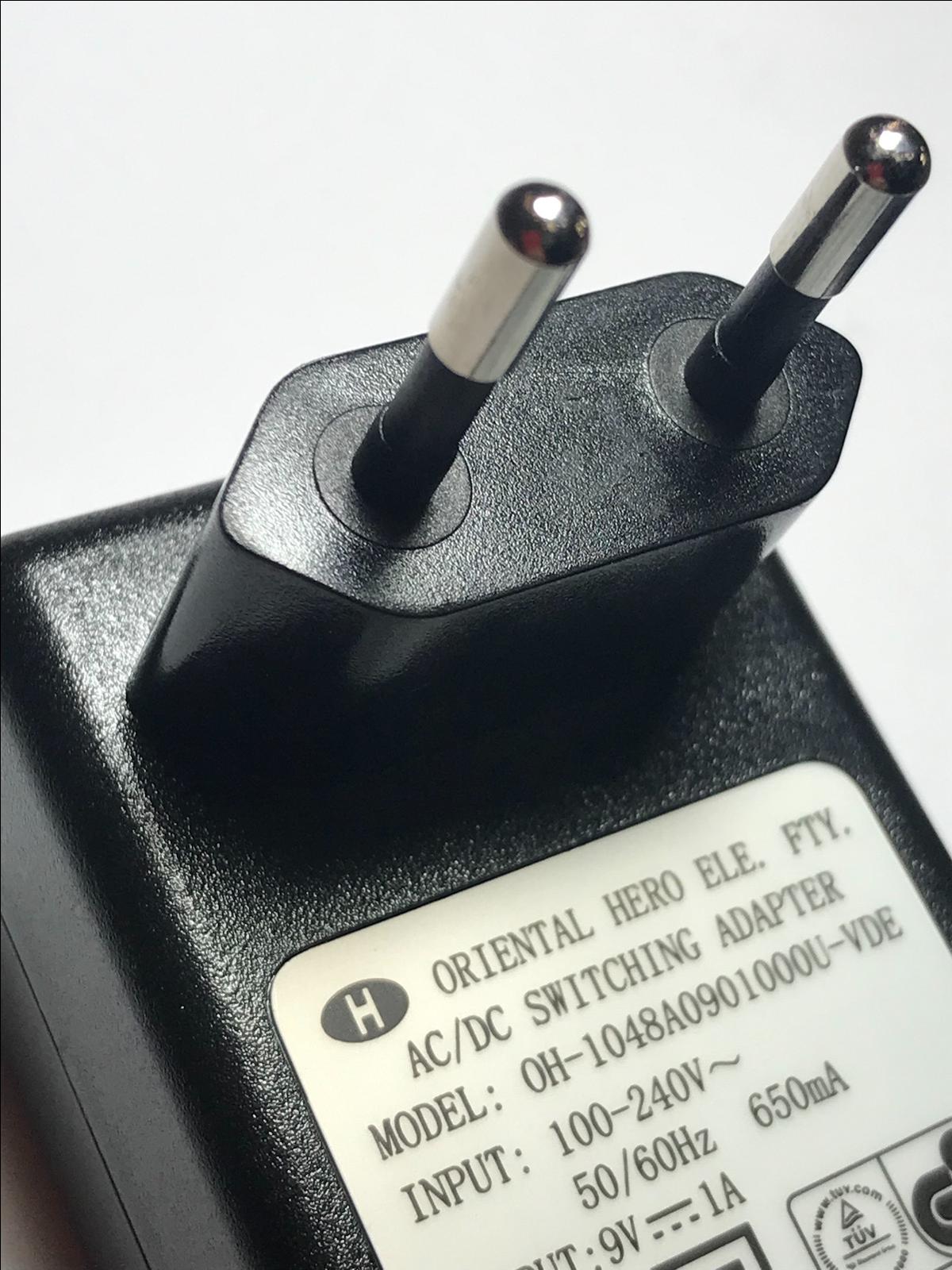 EU ORIENTAL HERO ELE 9V 1A AC/DC SWITCHING ADAPTER POWER SUPPLY 5.5MM X 2.1MM