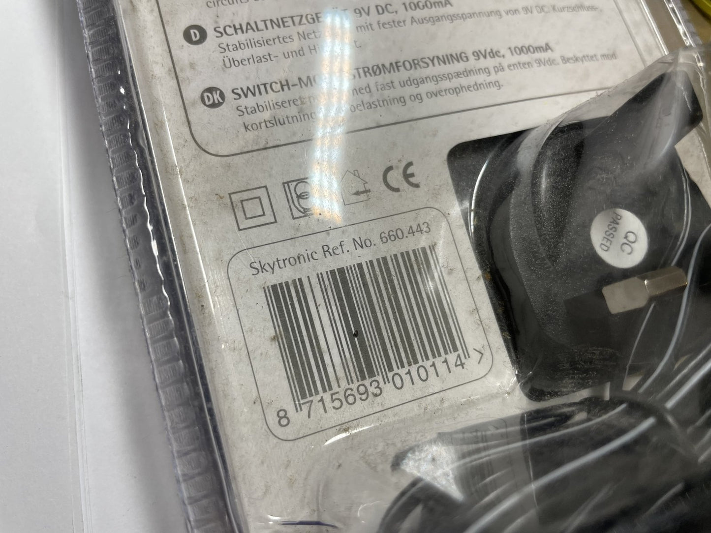 9V DC 1000mA Skytronic Switch-Mode Power Supply 660.443UK Universal Adaptor