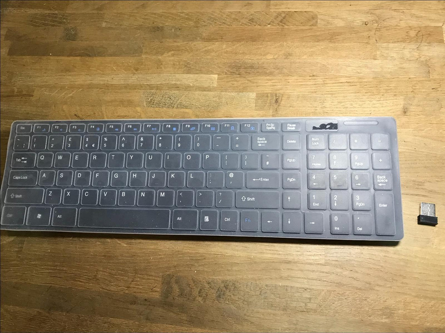 Black Wireless Keyboard with Num Pad & Mouse Set for Samsung UE50F6670 Smart TV