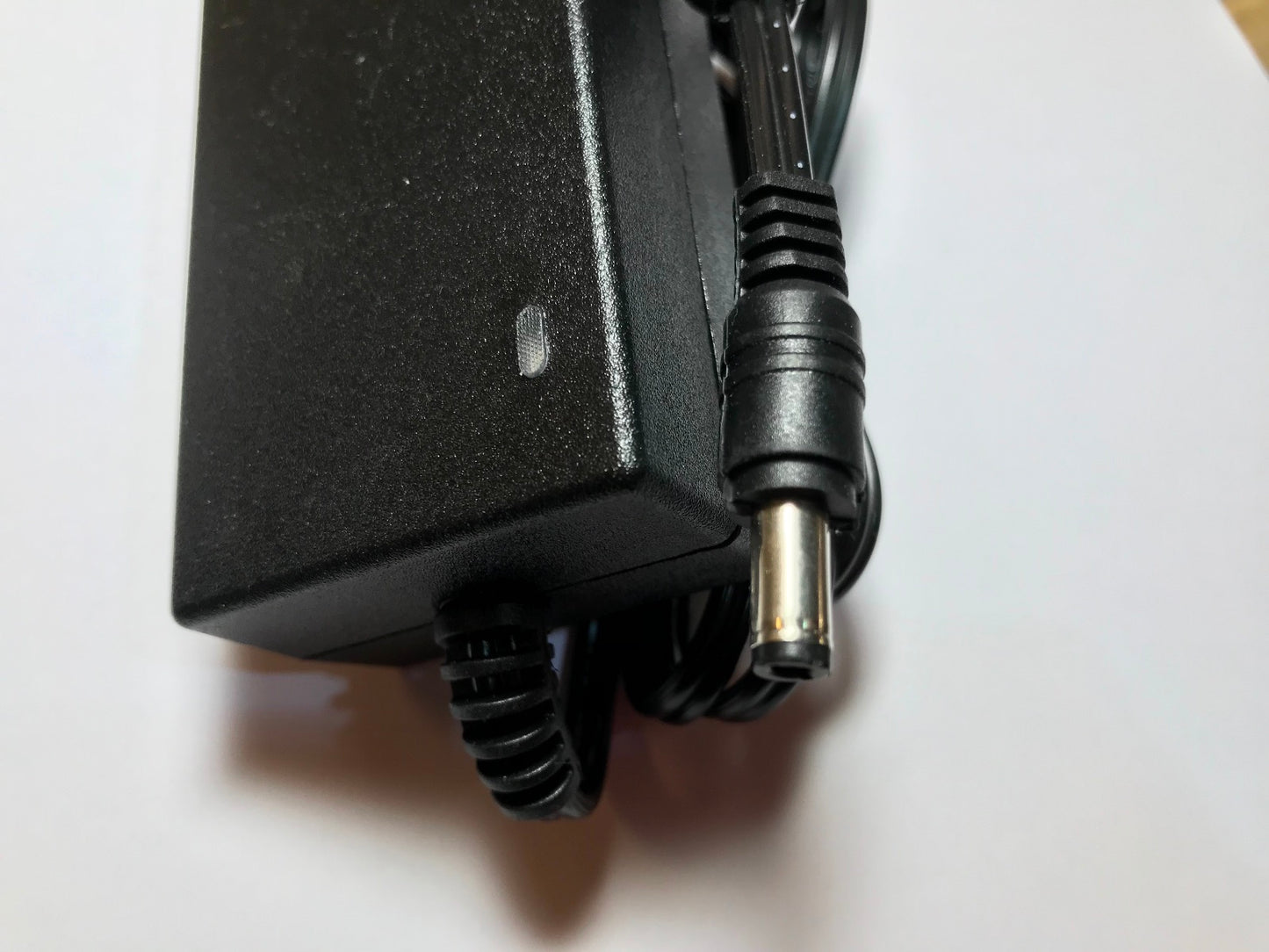 24V 24.0V 1A 1000mA AC-DC Switching Adaptor Power Supply Desktop C7 C8 5.5mm UK