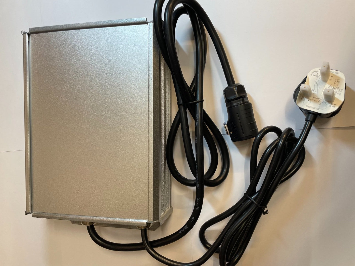 Replacement 67.2V 10A 67.2VDC 10ADC Lithium Battery Charger for Sur-Ron LBX Bike