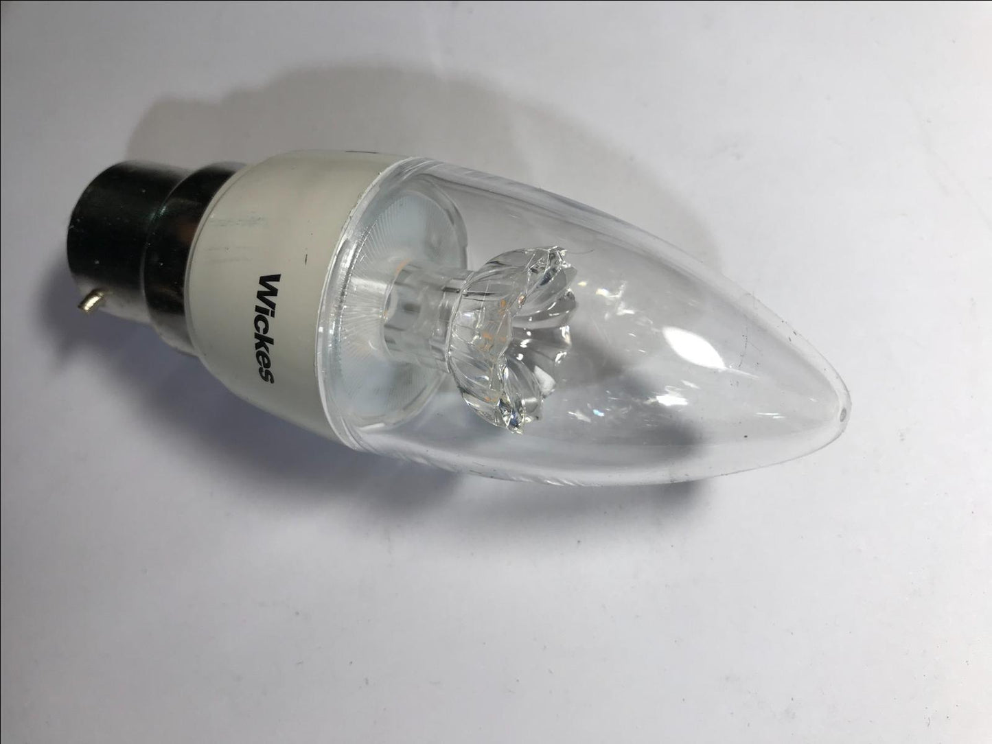 Wickes LED BC Candle Lamp 3.4W 25W 250lm B22 25 YEAR LASTING A+ Light Bulb