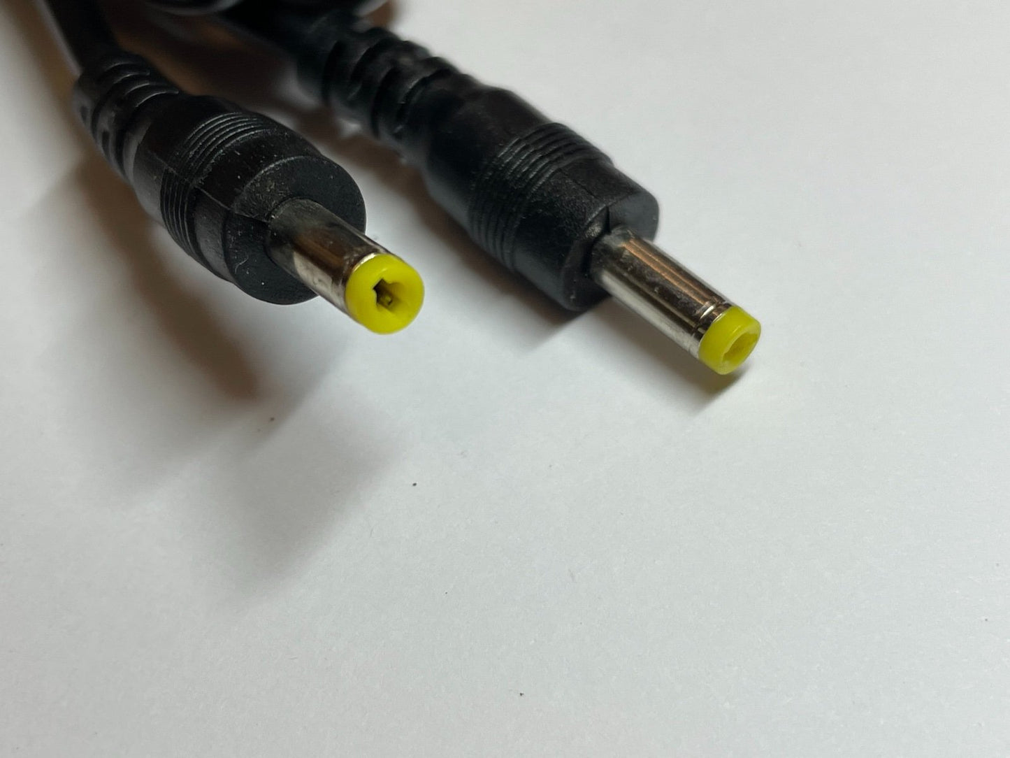 Double/Twin Screen Connecting Cable Lead Cord 4 Proline DVDP272W DVD Player
