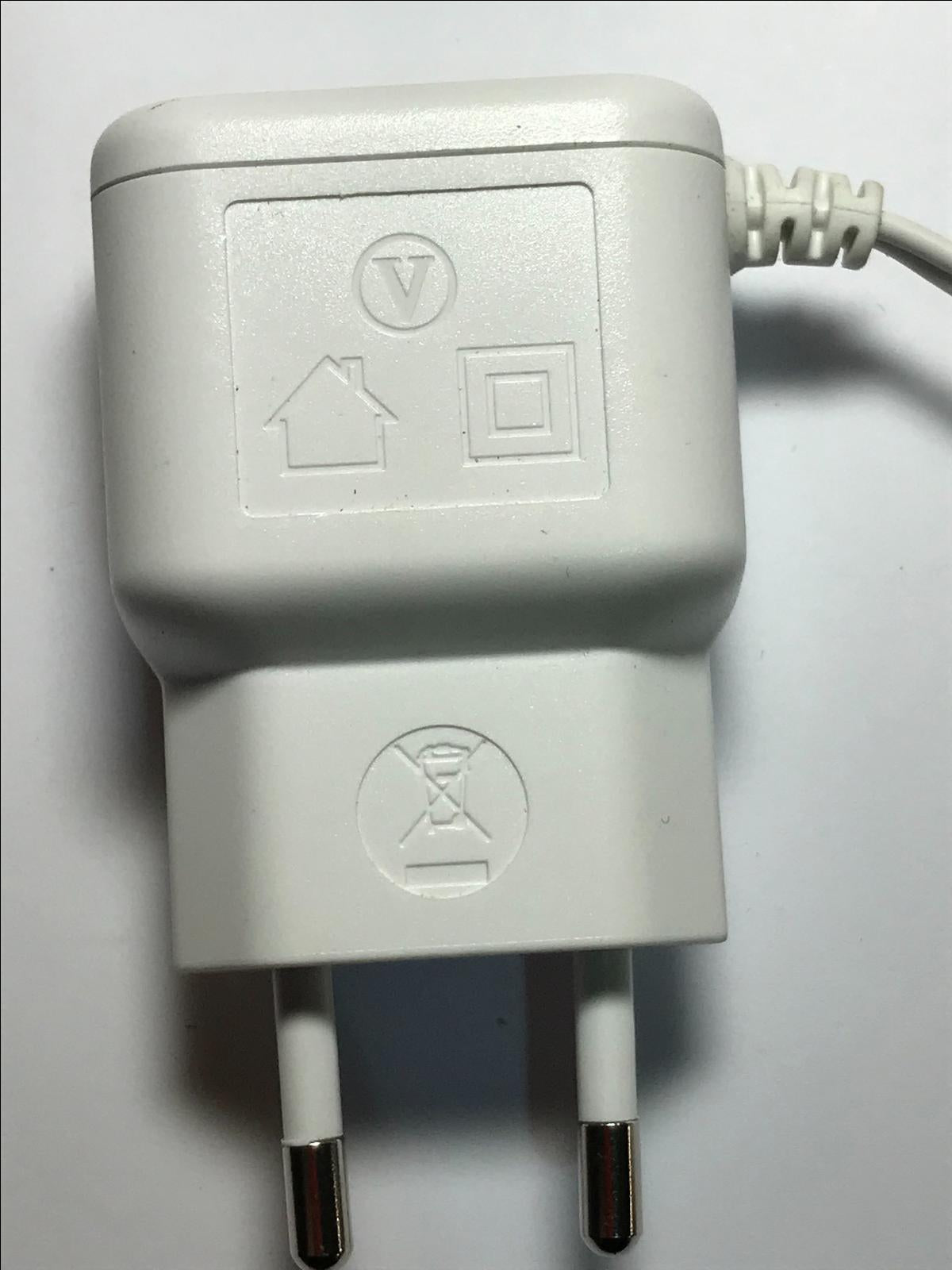 EU Genuine WHITE S003GV0500060 5.0V 600mA 5V 0.6A Switching Power Supply 2.5mm