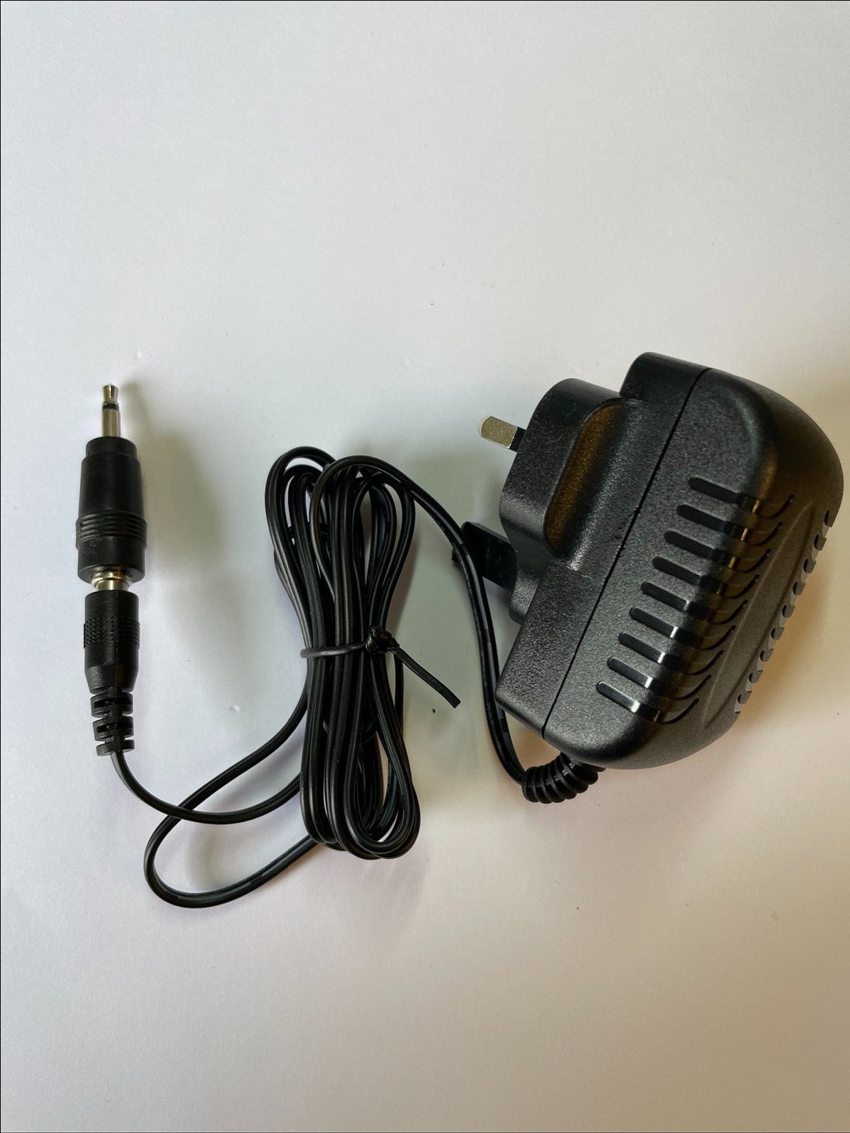 30V Replacement for 28V 100mA AC-DC Adaptor Power Supply with 3.5mm Male Tip