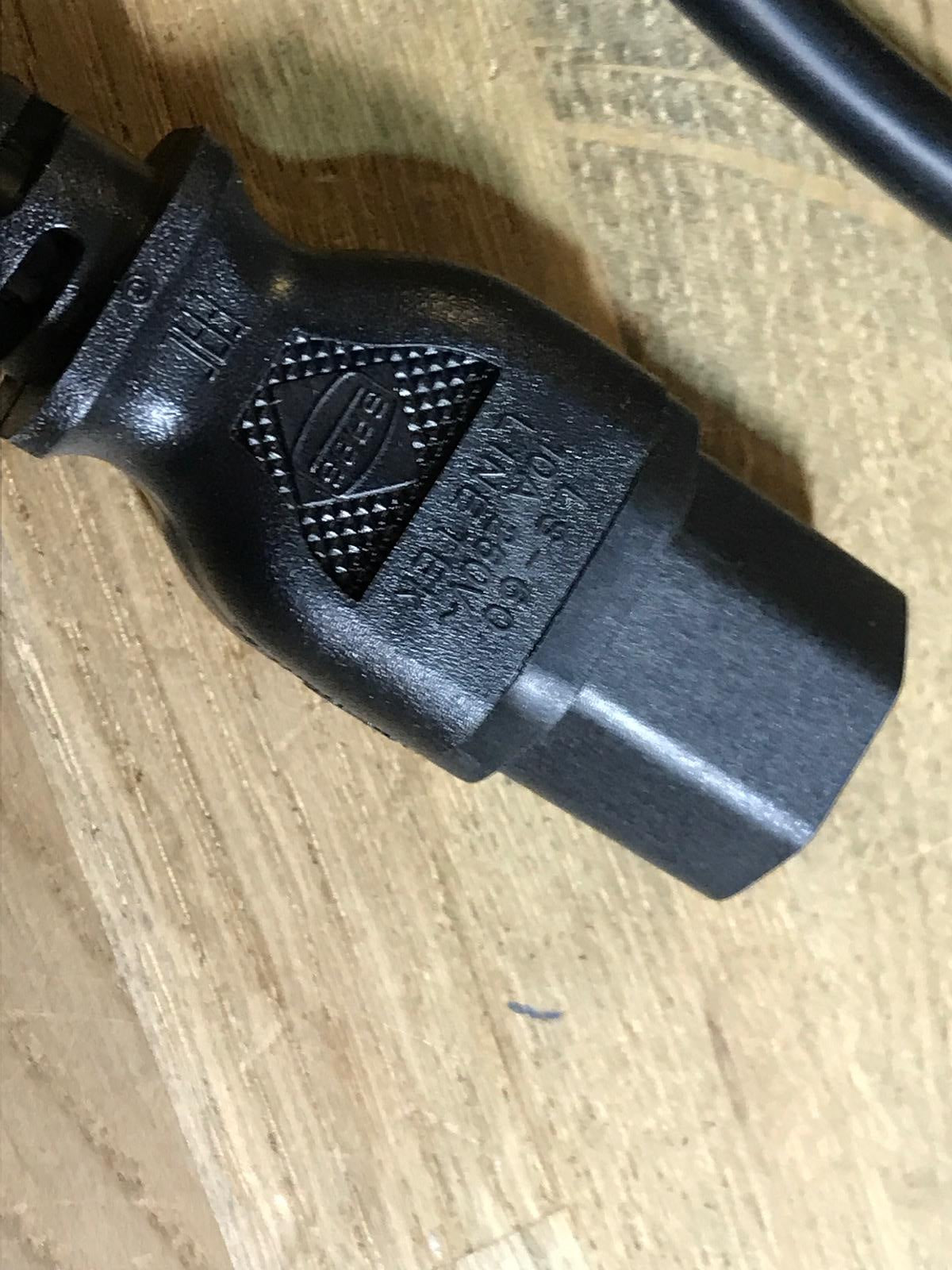 BULK JOB LOT OF 10 X 1M EU 2 Pin European C13 IEC Female Kettle Power Lead