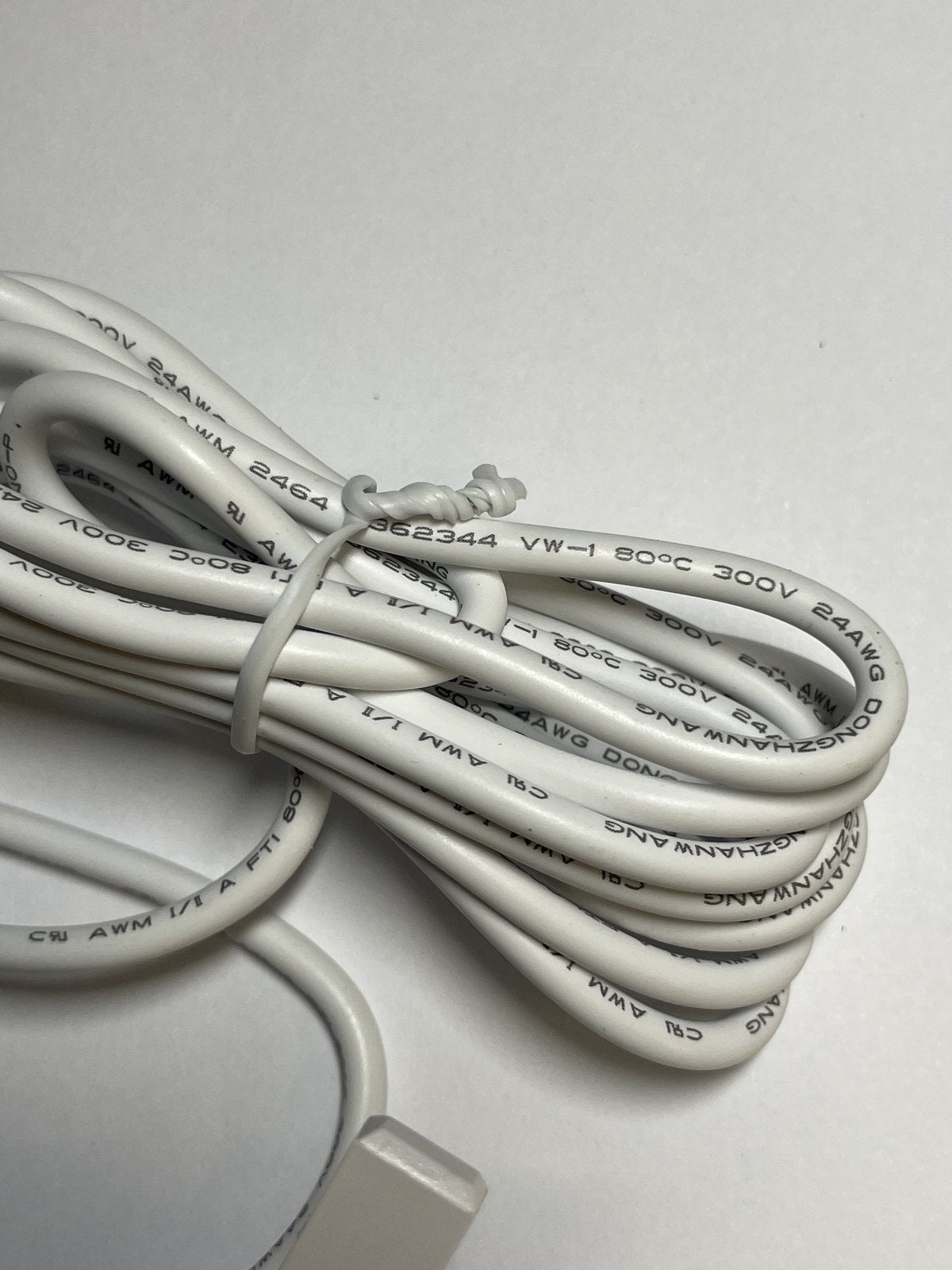 UK Genuine White 6.0V 500mA Switching Power Supply S003GB0600050 Charger 3.5mm