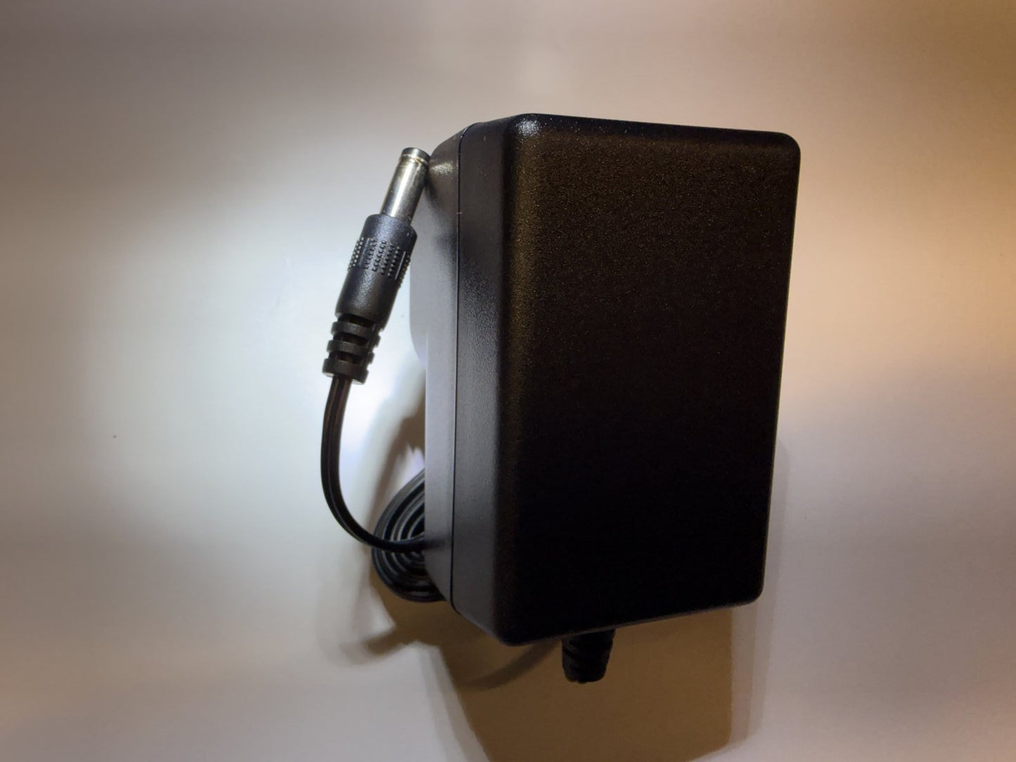 Replacement AC-DC Adaptor Charger for Morphy Richards Supervac Sleek 731005 Vac