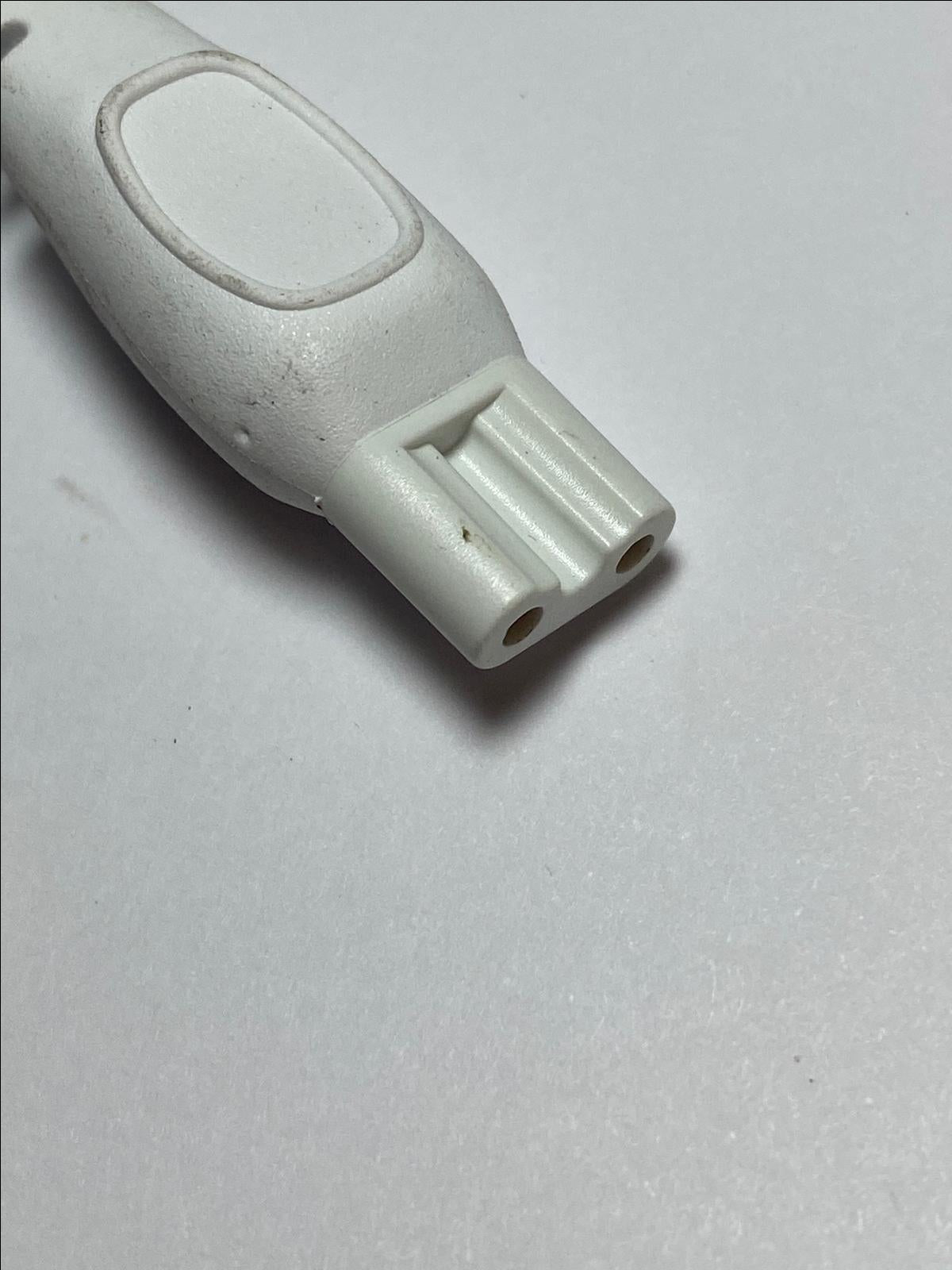 White Philips Power Plug UK Type HQ8505/D AC/DC Adapter 15V 5.4W