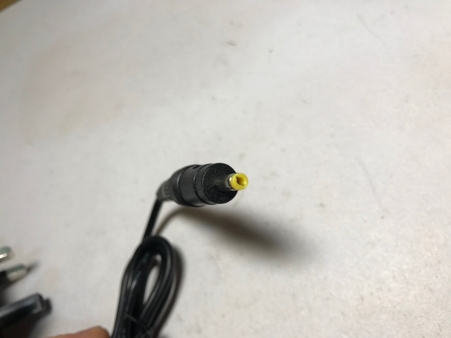 Replacement for 5V 3A Mains AC-DC Adaptor Power Supply with 4mm x 1.7mm Push Tip