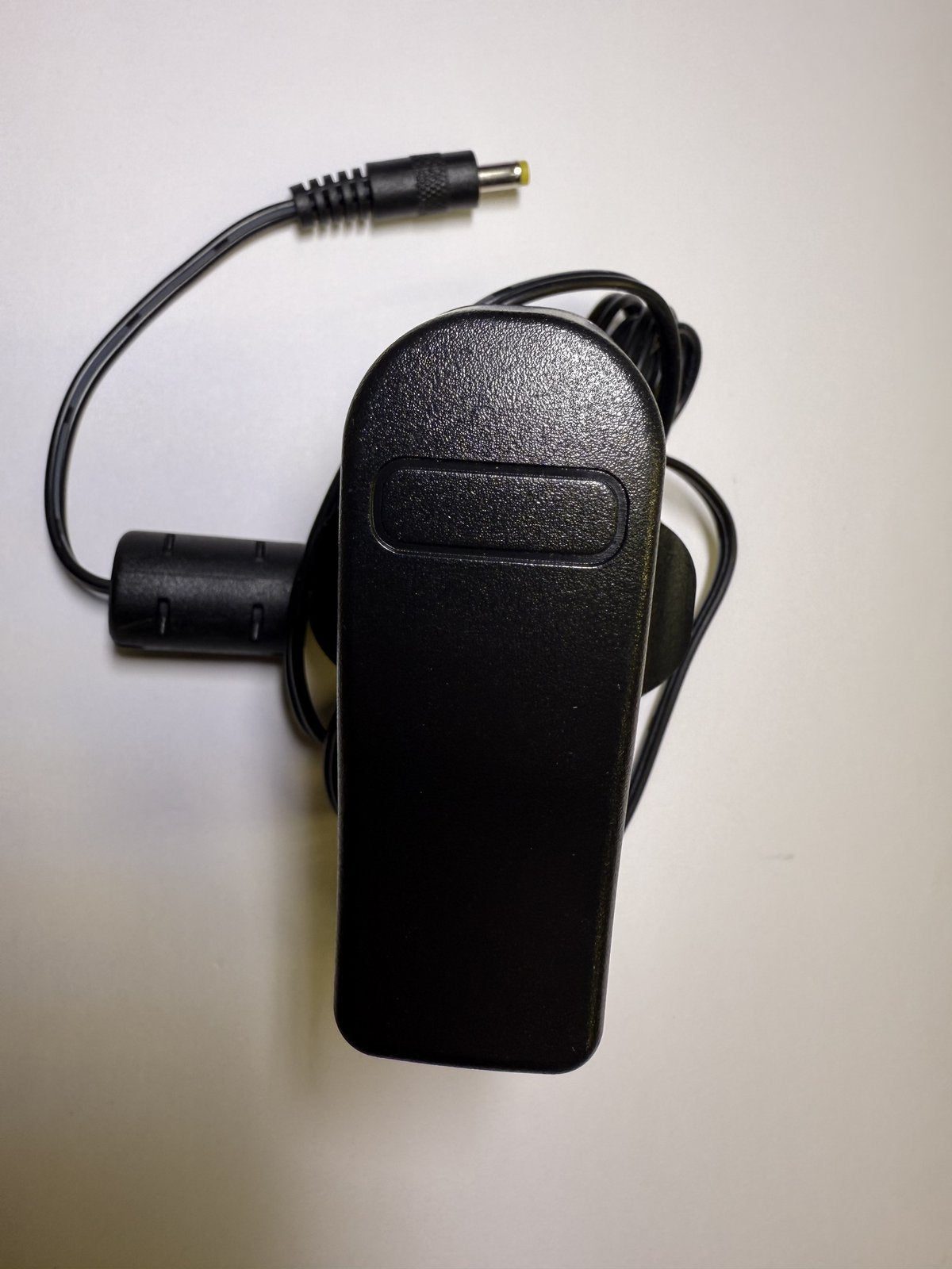 5V 2.0A AC-DC Adaptor Power Supply Charger for Traveler HD I0X 2422 Camcorder