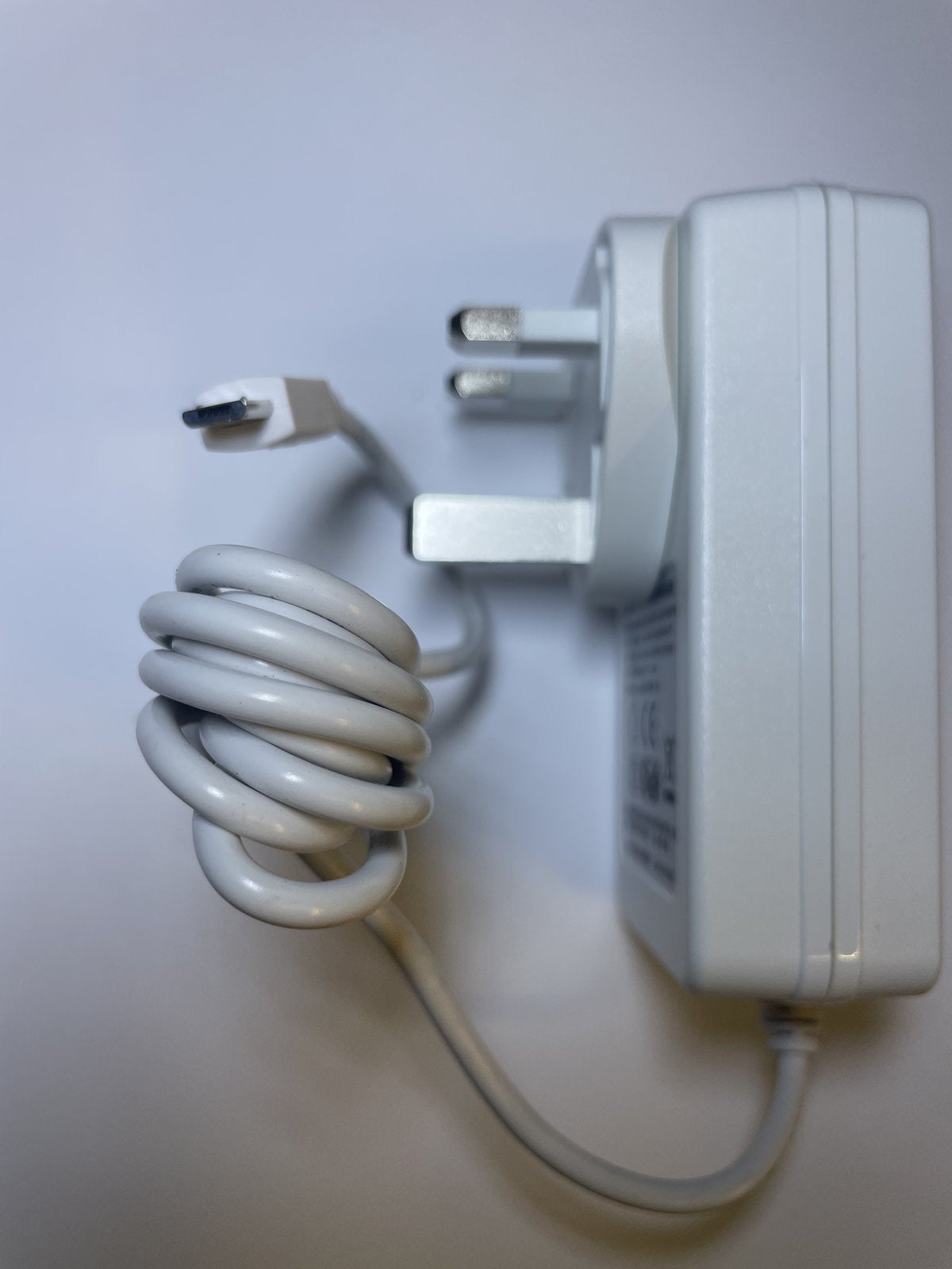 Replacement WHITE 5V AC Adapter Charger for BT Video Baby Monitor 7030